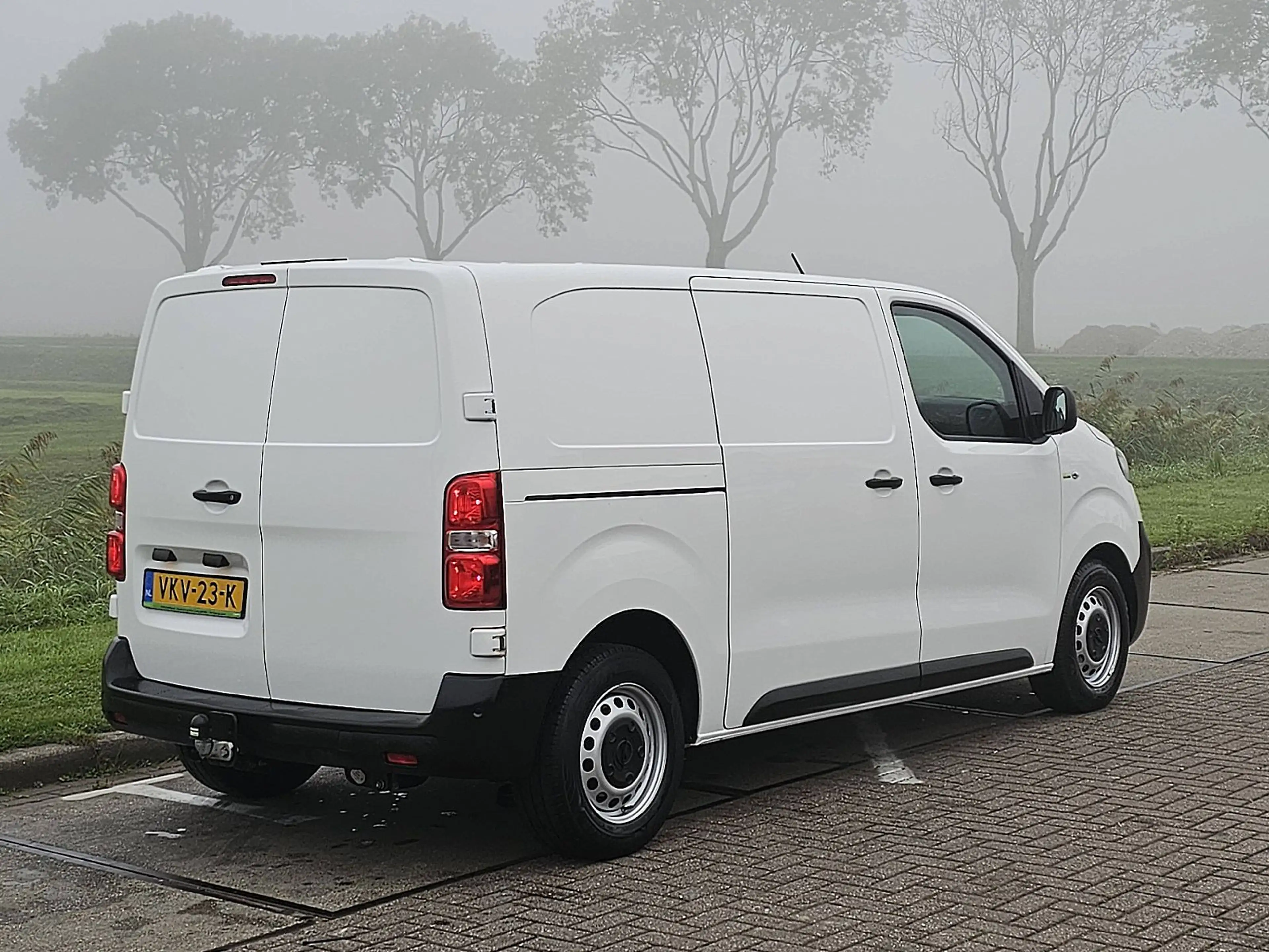 Opel Vivaro 1.5 L2 3-Zits/Leer Euro6 NAP Airco Trekhaak Wp-inr — photo 3