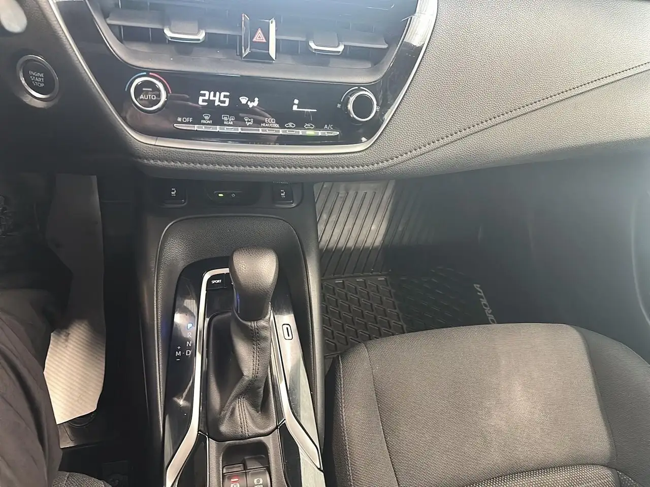 Toyota Corolla снимка Toyota Corolla