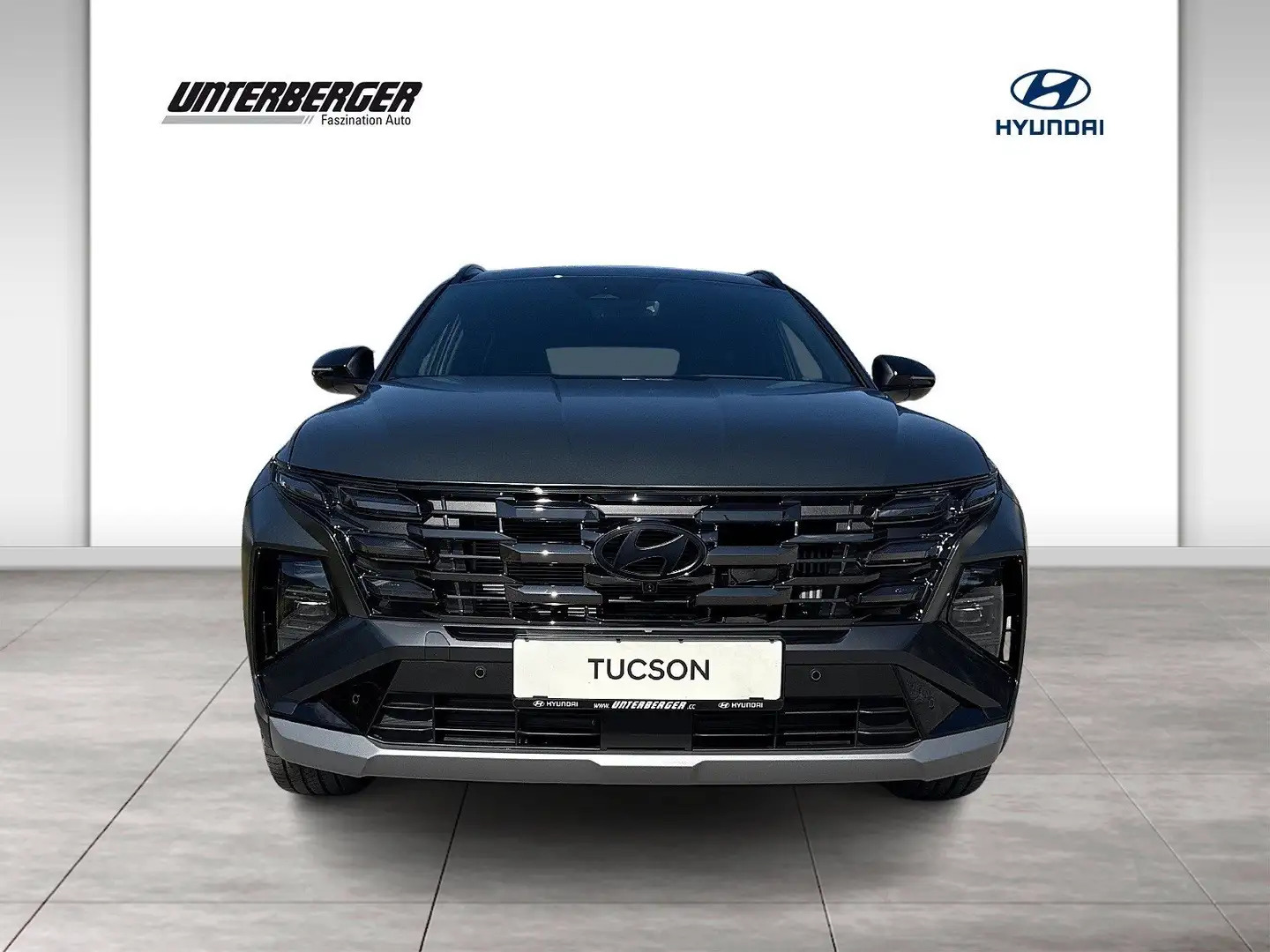 Hyundai TUCSON NX4 20th Anniversary 1,6 T-GDi HEV 4WD t5ha2 Zwart - 2