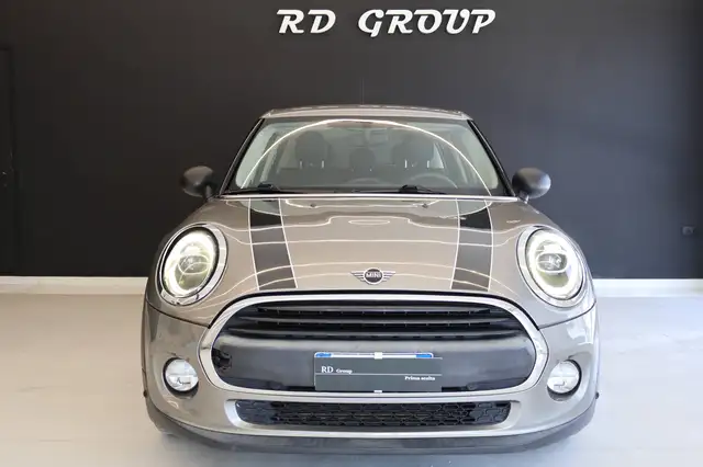 Mini Hatch view 2