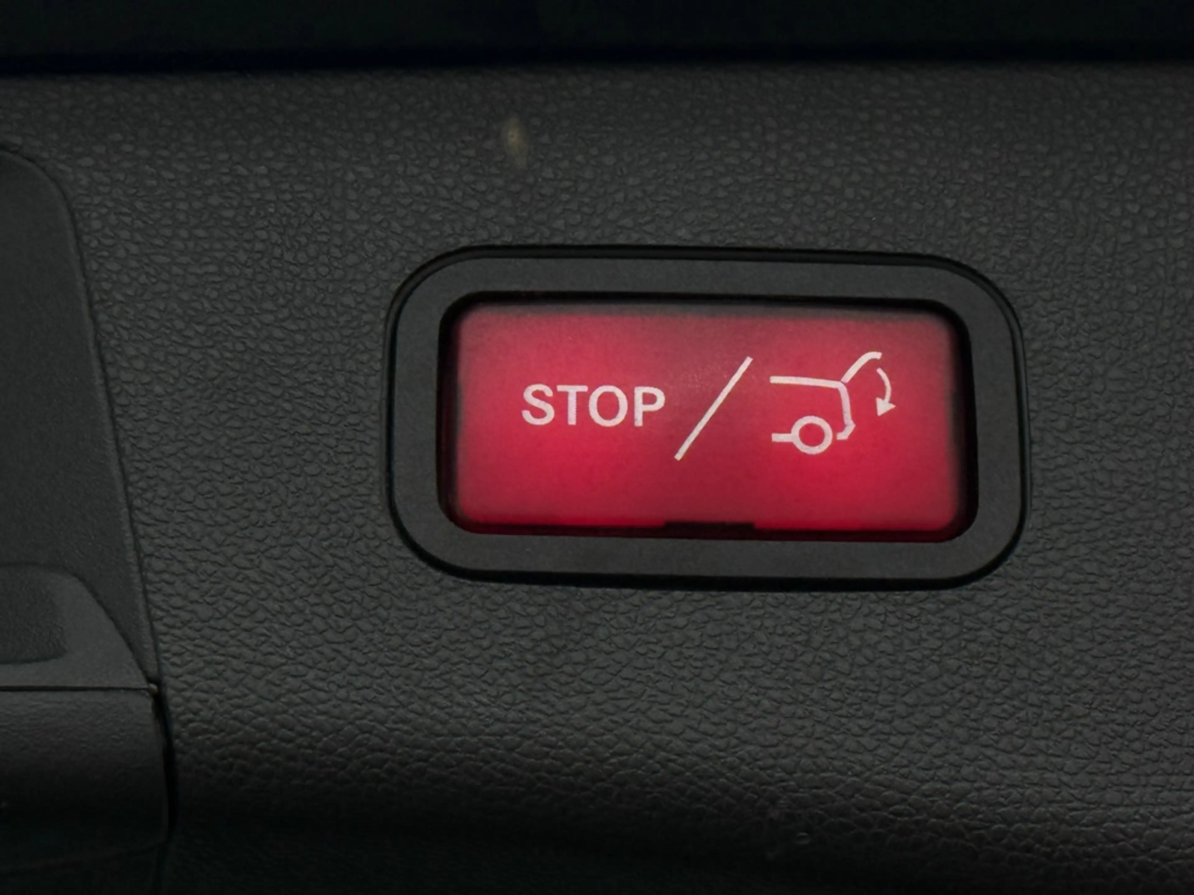 Mercedes-Benz E 220 T BlueTec Avantgarde, LED, Leder, Kamera — photo 14