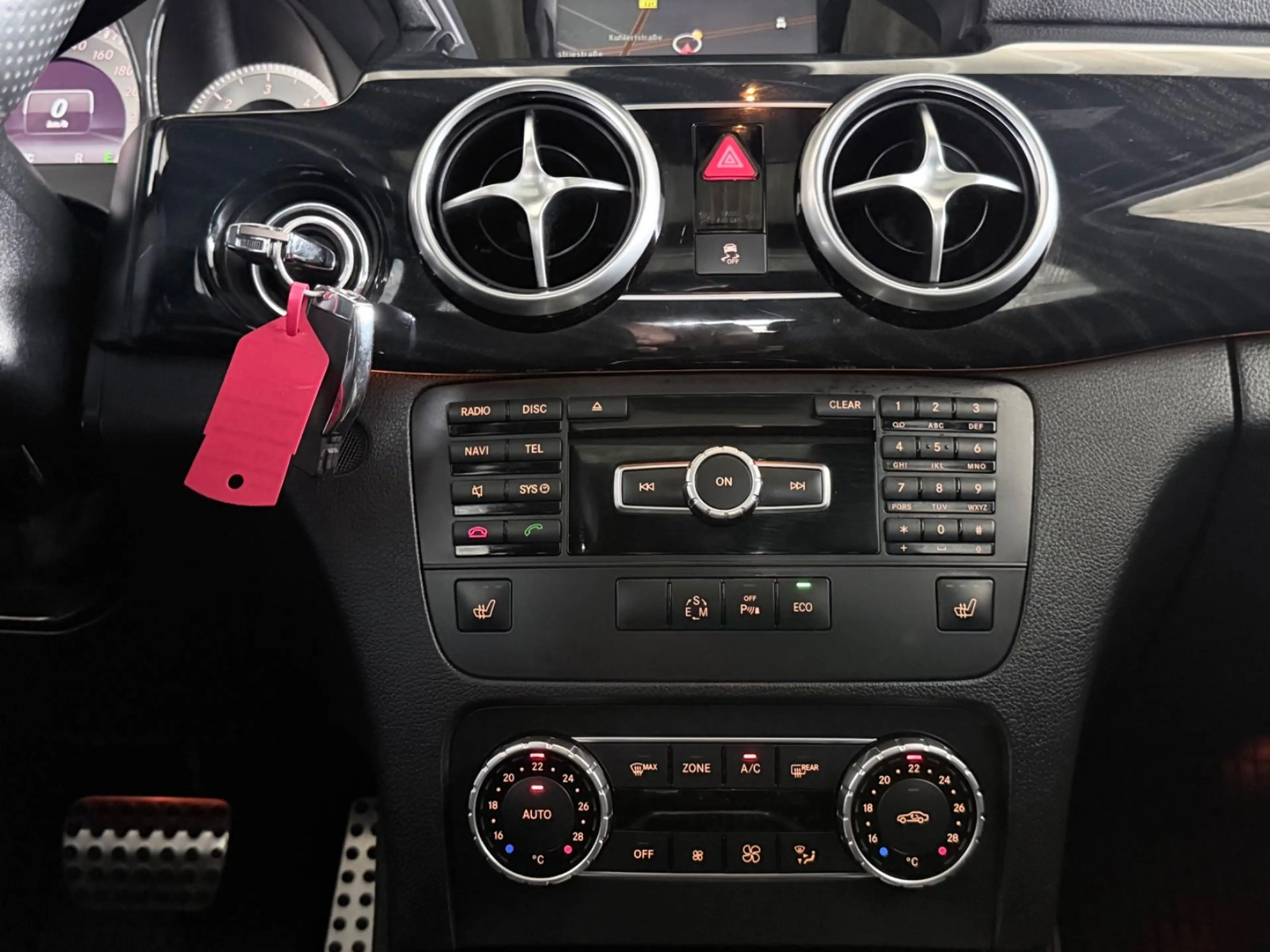 Mercedes-Benz GLK 220 GLK GLK 220 CDI BlueTec 4Matic — photo 12