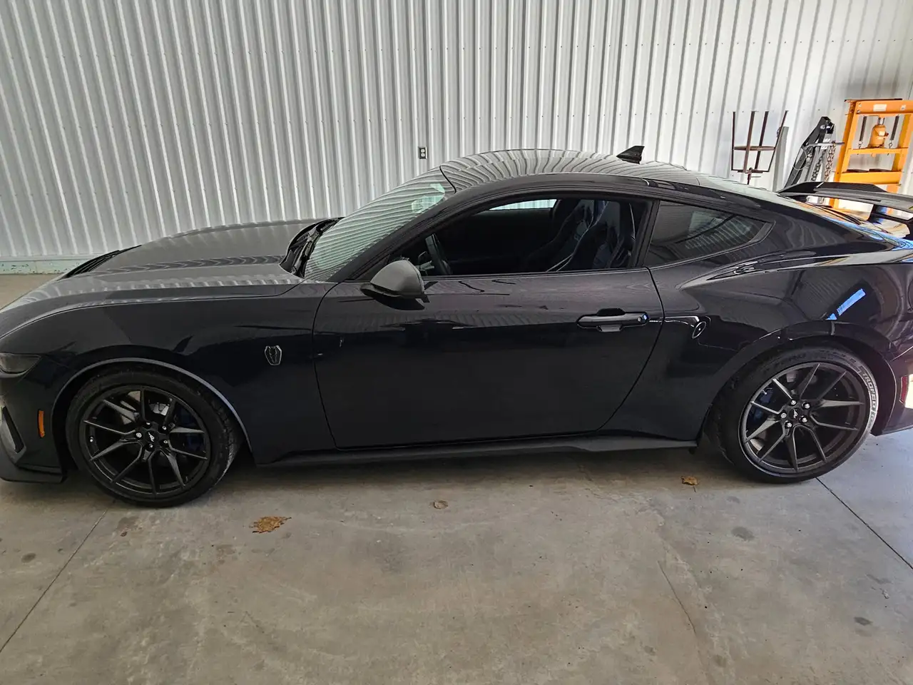 Ford Mustang photo Ford Mustang