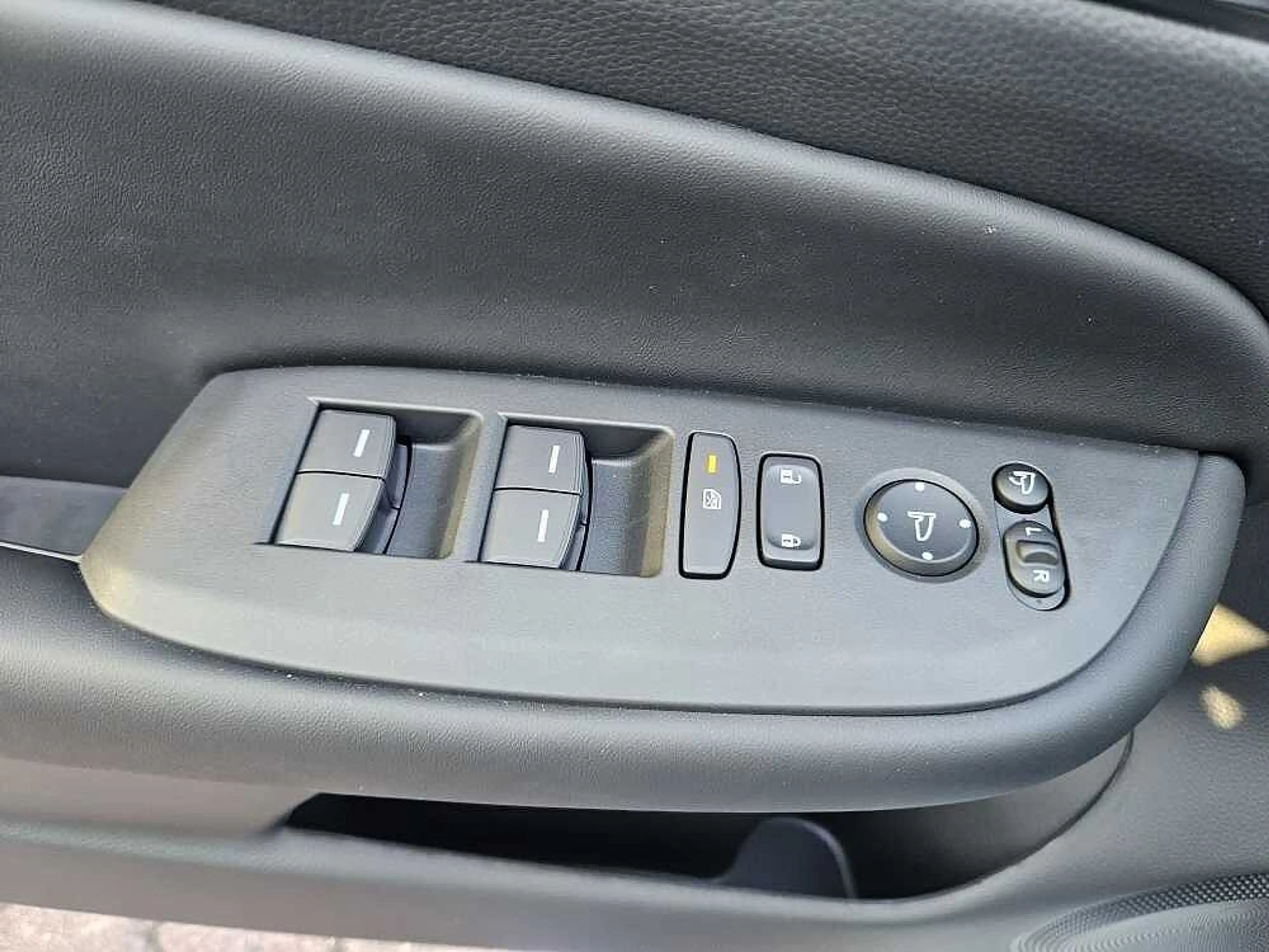 Honda Jazz Hybrid e:HEV 1.5 i-MMD Crosstar Advance Navi/Kamer — photo 13