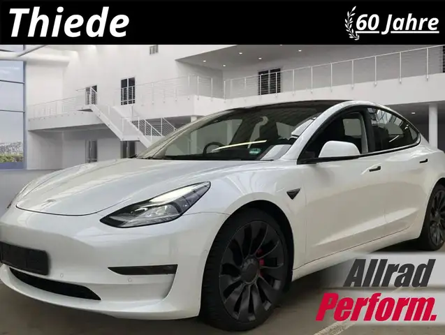 Tesla Model 3 PERFORMANCE DUAL-MOTOR NAVI/LED/SH/DAB+