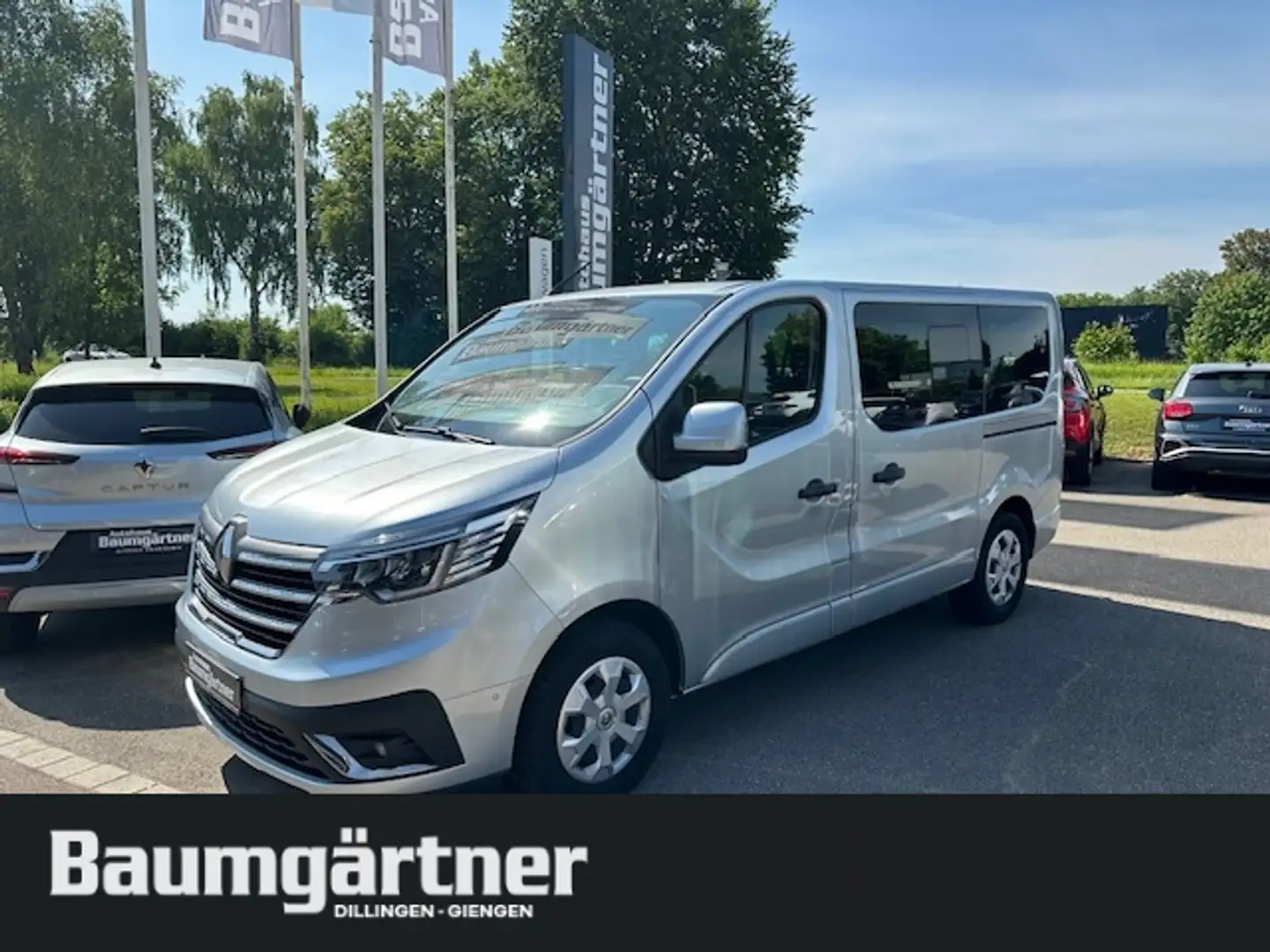 Renault Trafic Combi Life BLUE dCi 150 Kamera/2x Schiebetüre Srebrny - 1