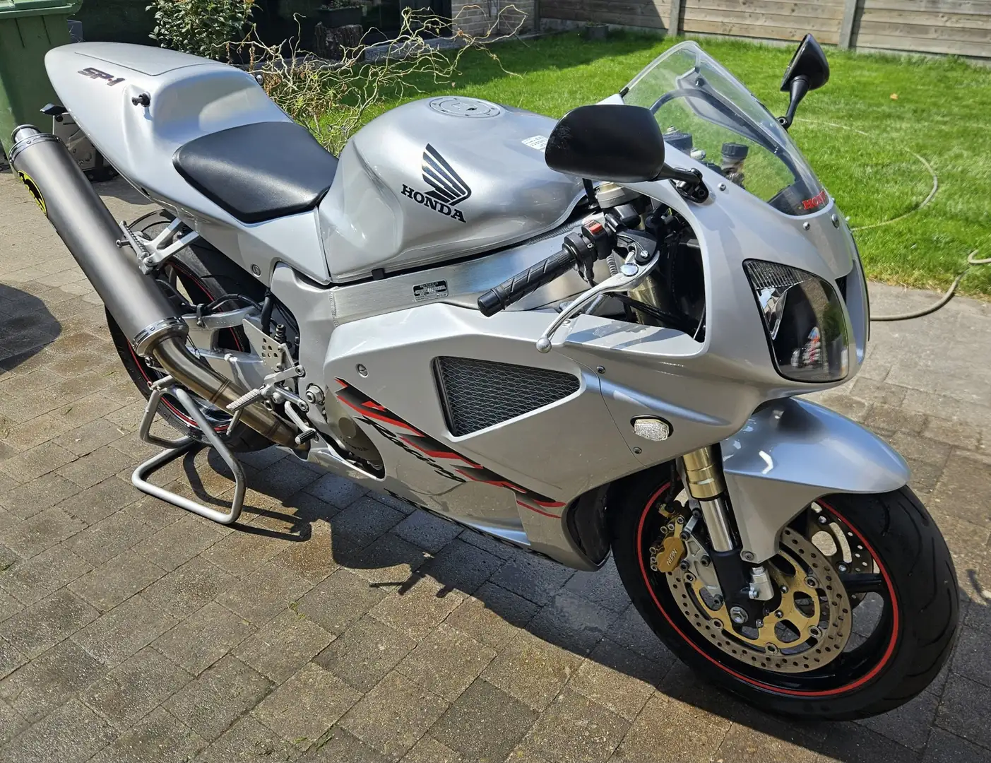 Honda VTR 1000 SP1 Grijs - 2