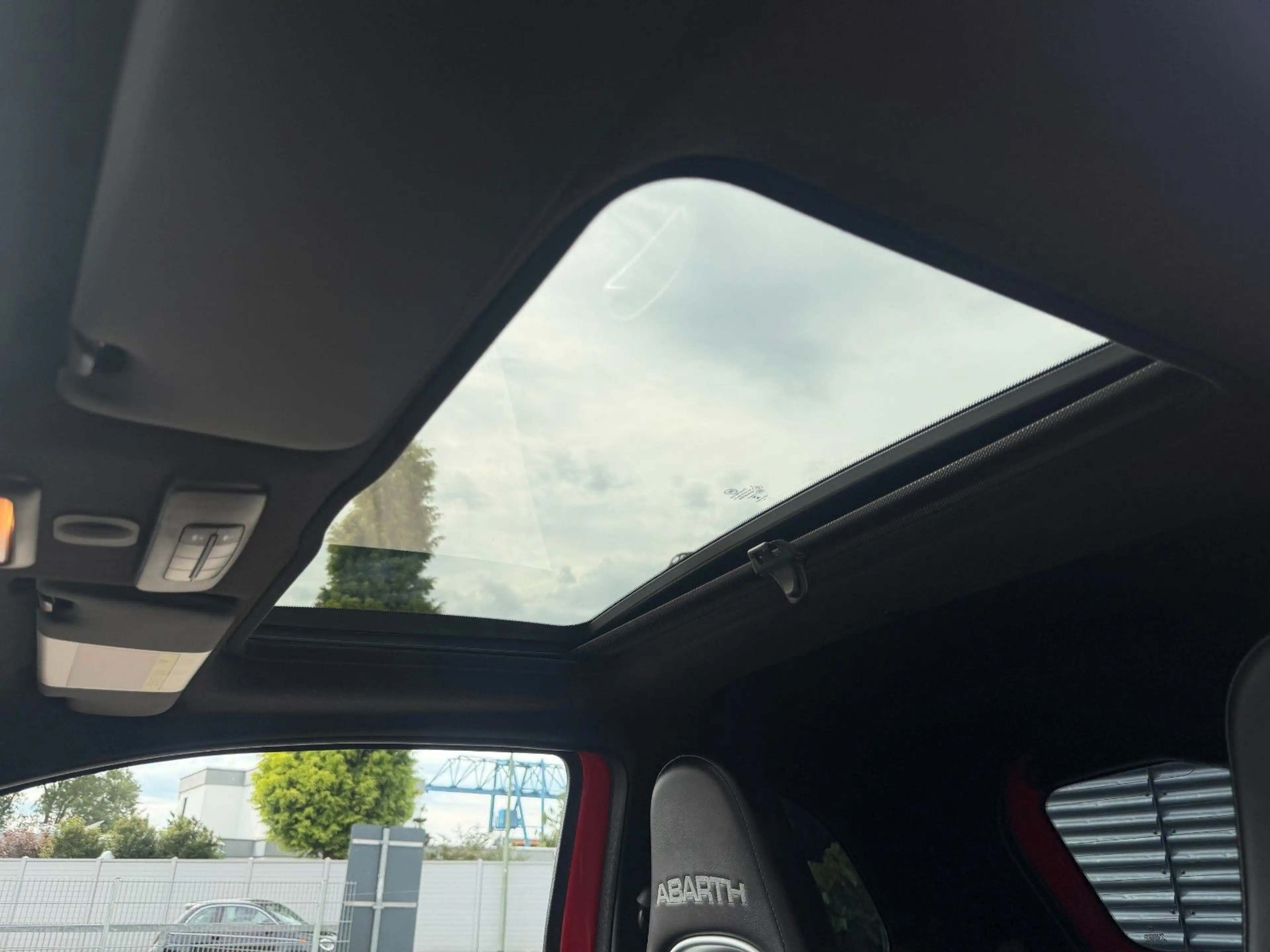Abarth 595 Competizione *LEDER*BIXENON*BEATS*201 PS* — photo 11
