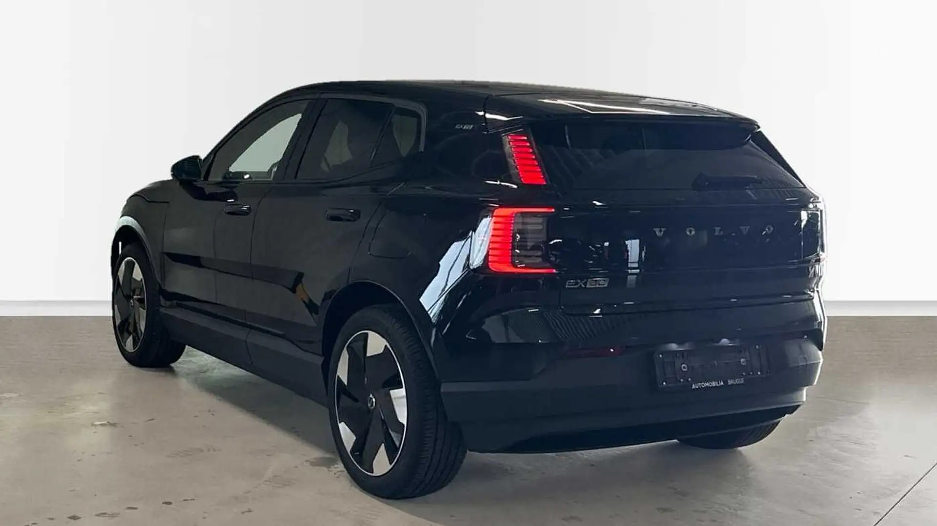 Volvo EX30 Plus Single Motor Extended Range | Getinte ramen | Schwarz - 2