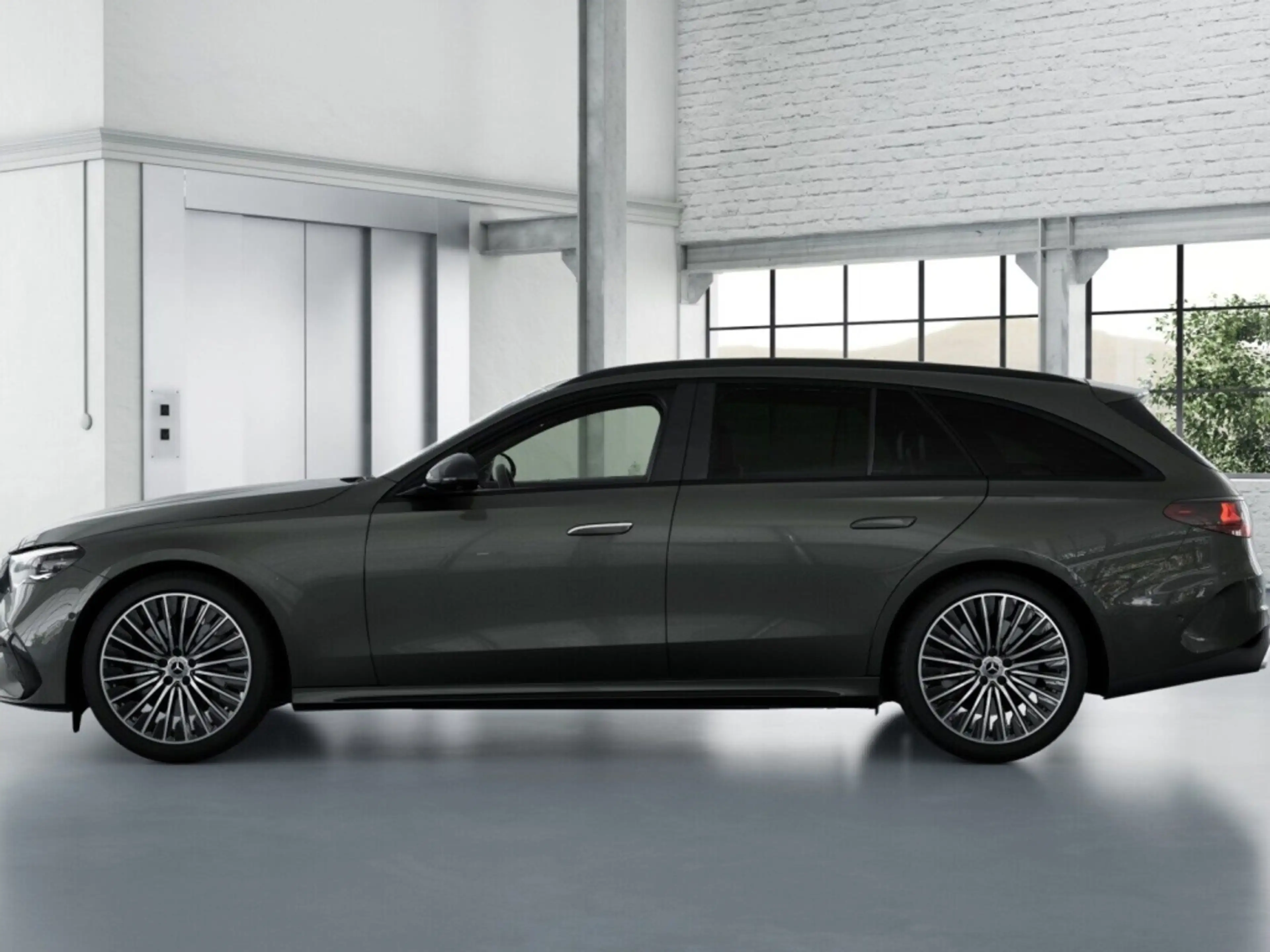 Mercedes-Benz E 450 4M T AMG-Sport/Pano/Super/StdHz/AHK/Burm — photo 4