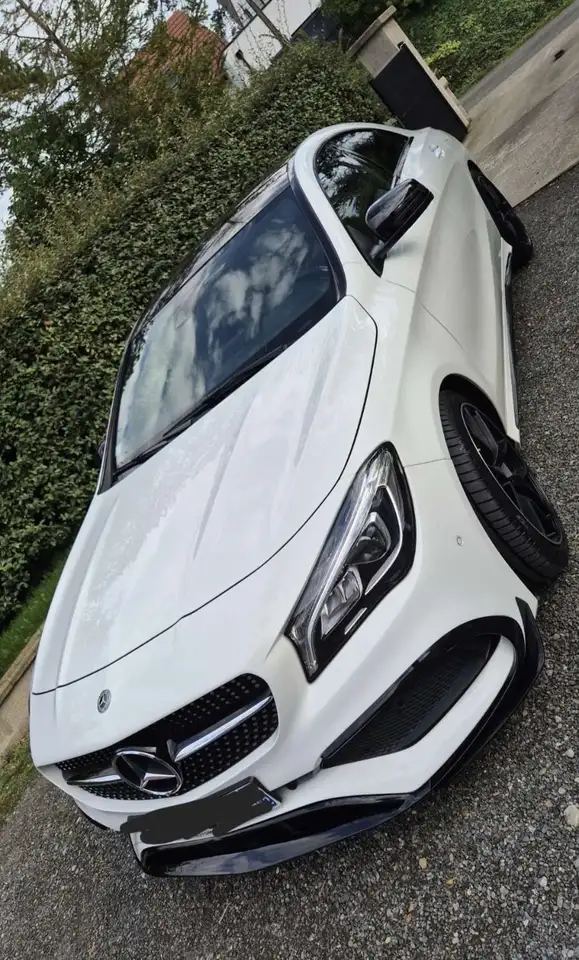 Mercedes-Benz CLA 200
