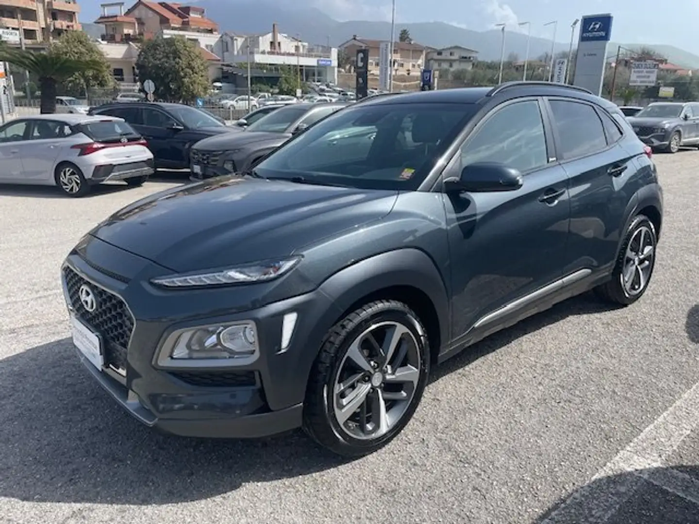 Hyundai KONA Kona 1.6 crdi Xpossible 2wd 115cv Gris - 2