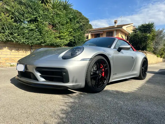 Porsche 992