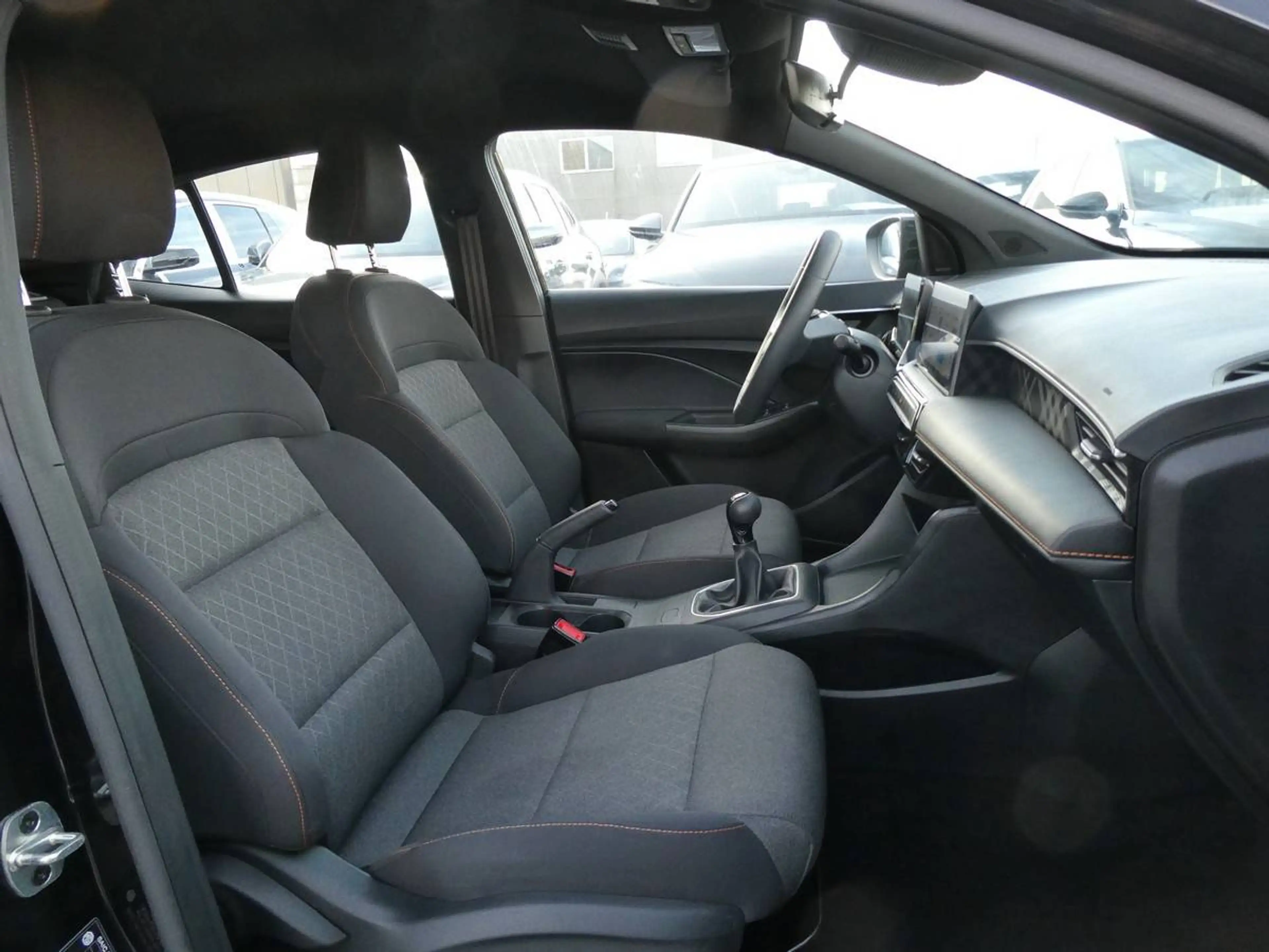 MG MG3 1.5 i 115pk Comfort Luxe Camera '25 16000km (96437) — photo 8