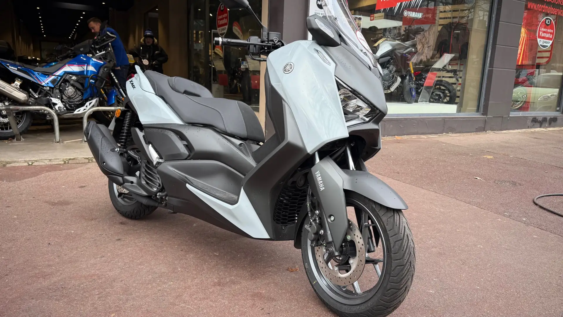 Yamaha X-Max 125 Gris - 2