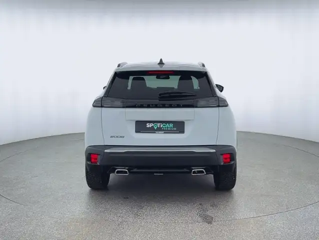 Peugeot 2008 view 4