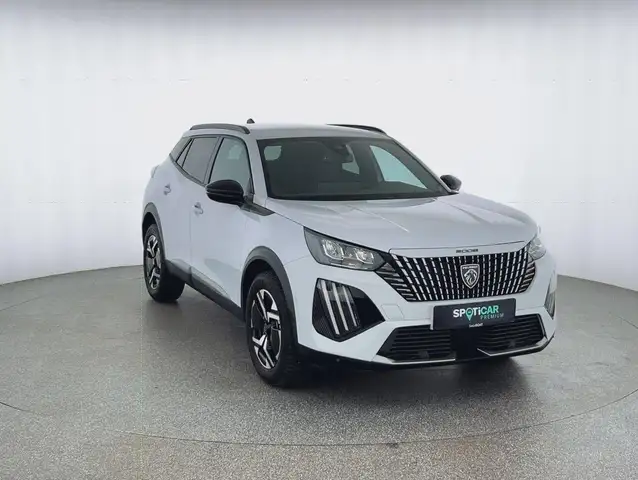 Peugeot 2008 view 3