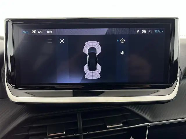 Peugeot 2008 view 9