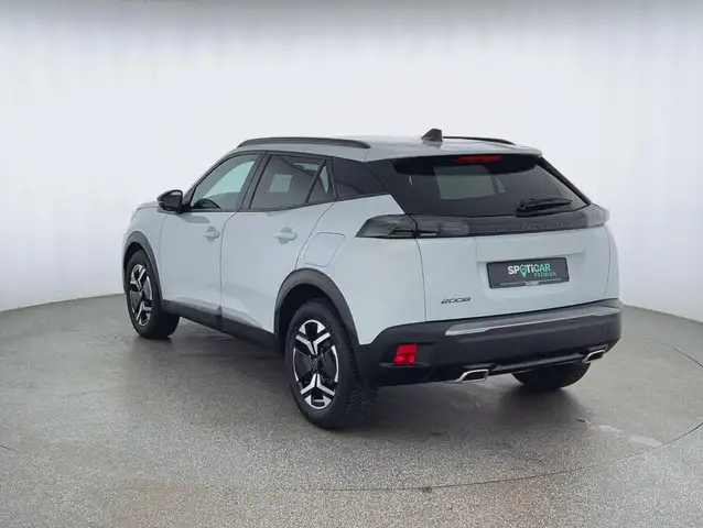 Peugeot 2008 view 5