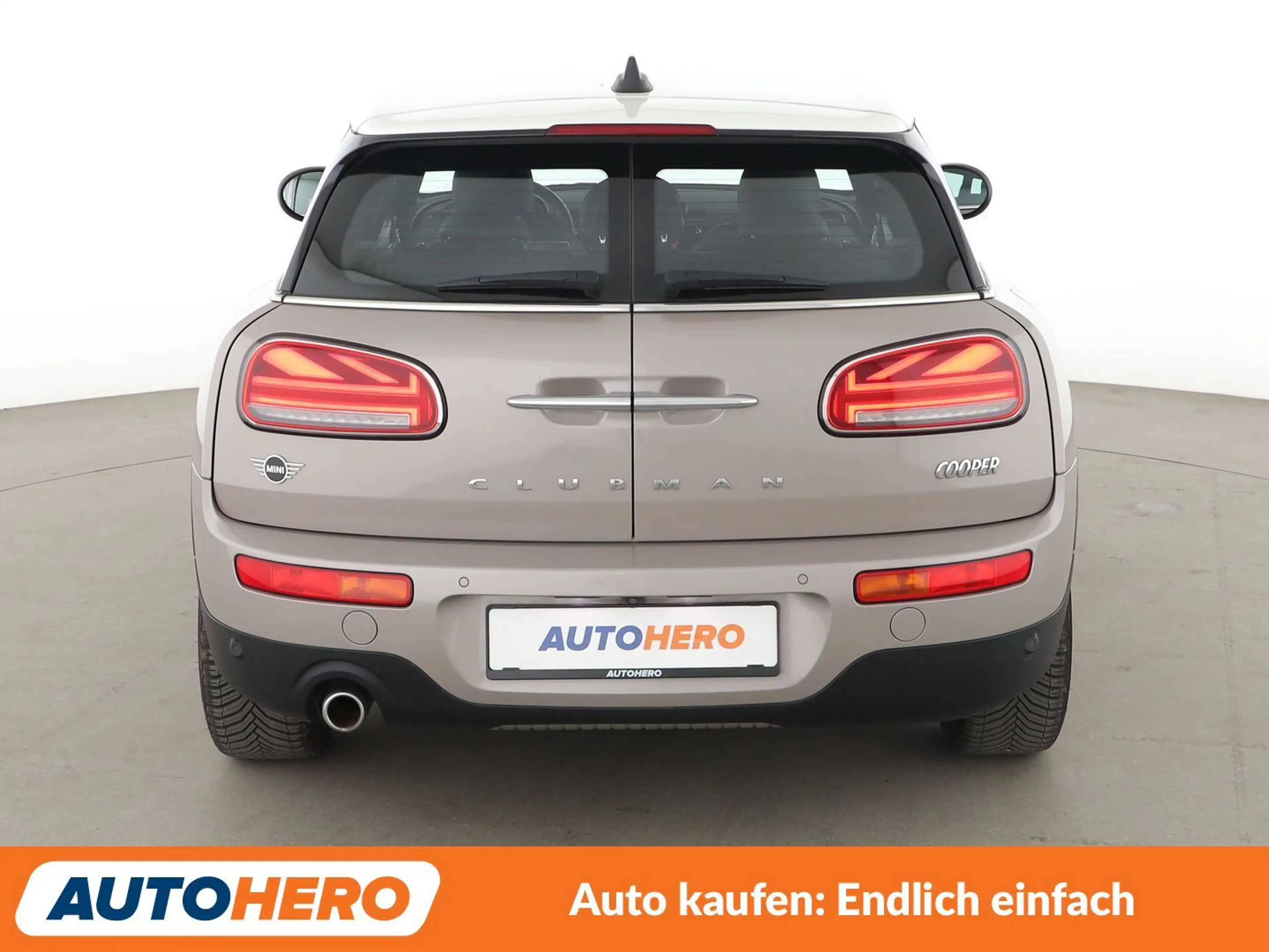 MINI Cooper Clubman Cooper Classic Trim Aut.*NAVI*LED*TEMPO*PDC*SHZ* — photo 5