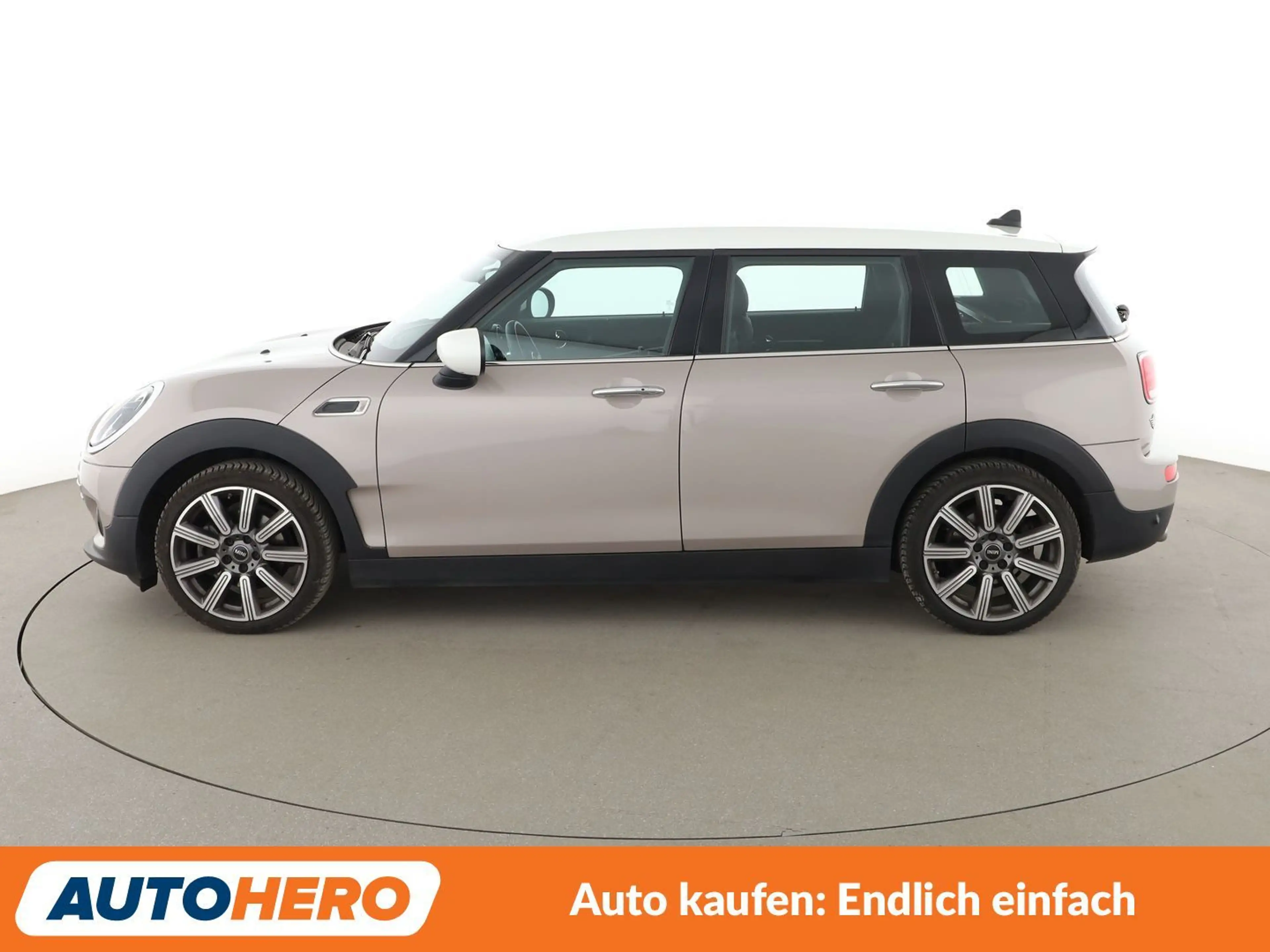 MINI Cooper Clubman Cooper Classic Trim Aut.*NAVI*LED*TEMPO*PDC*SHZ* — photo 3