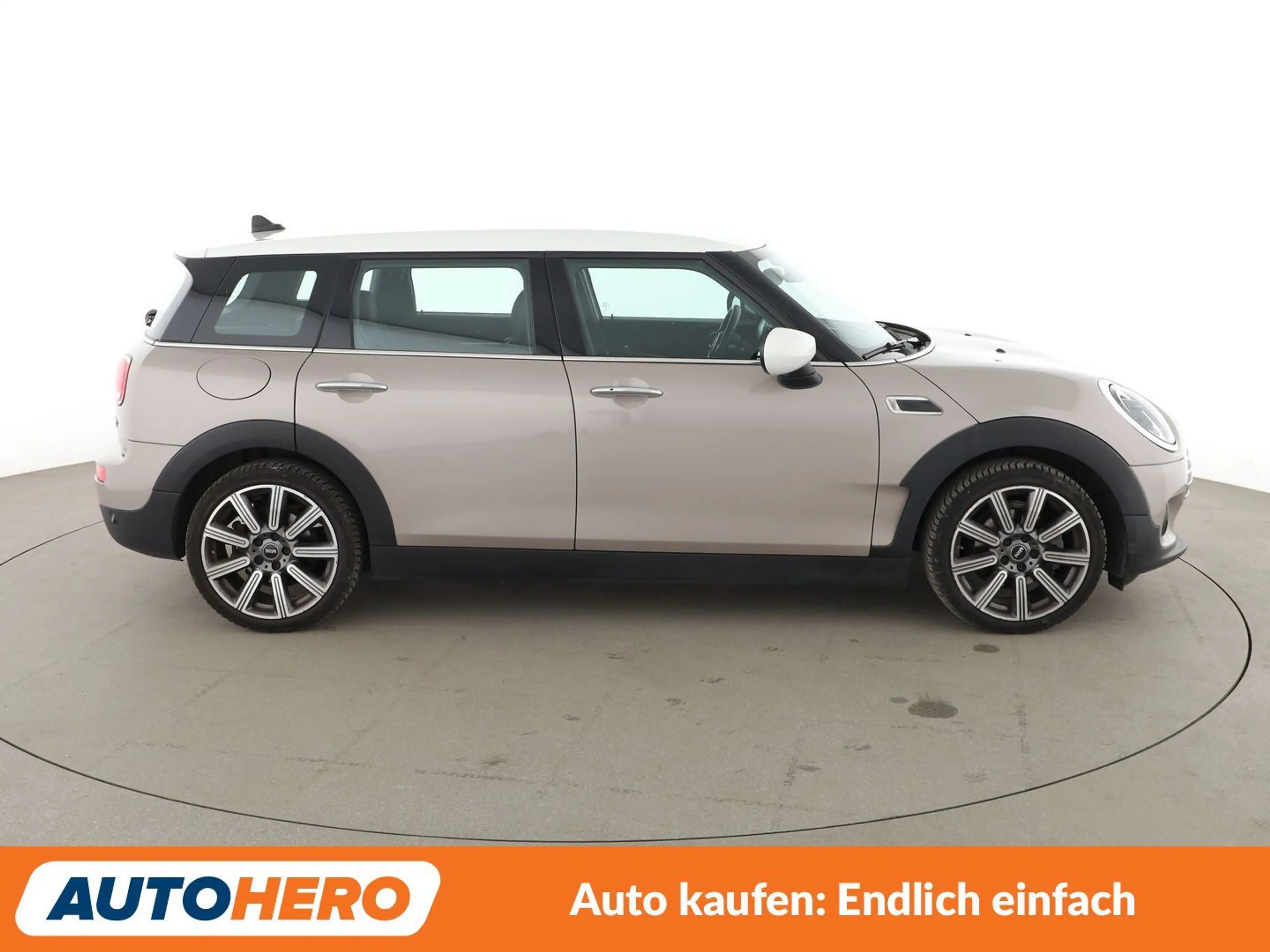 MINI Cooper Clubman Cooper Classic Trim Aut.*NAVI*LED*TEMPO*PDC*SHZ* — photo 7