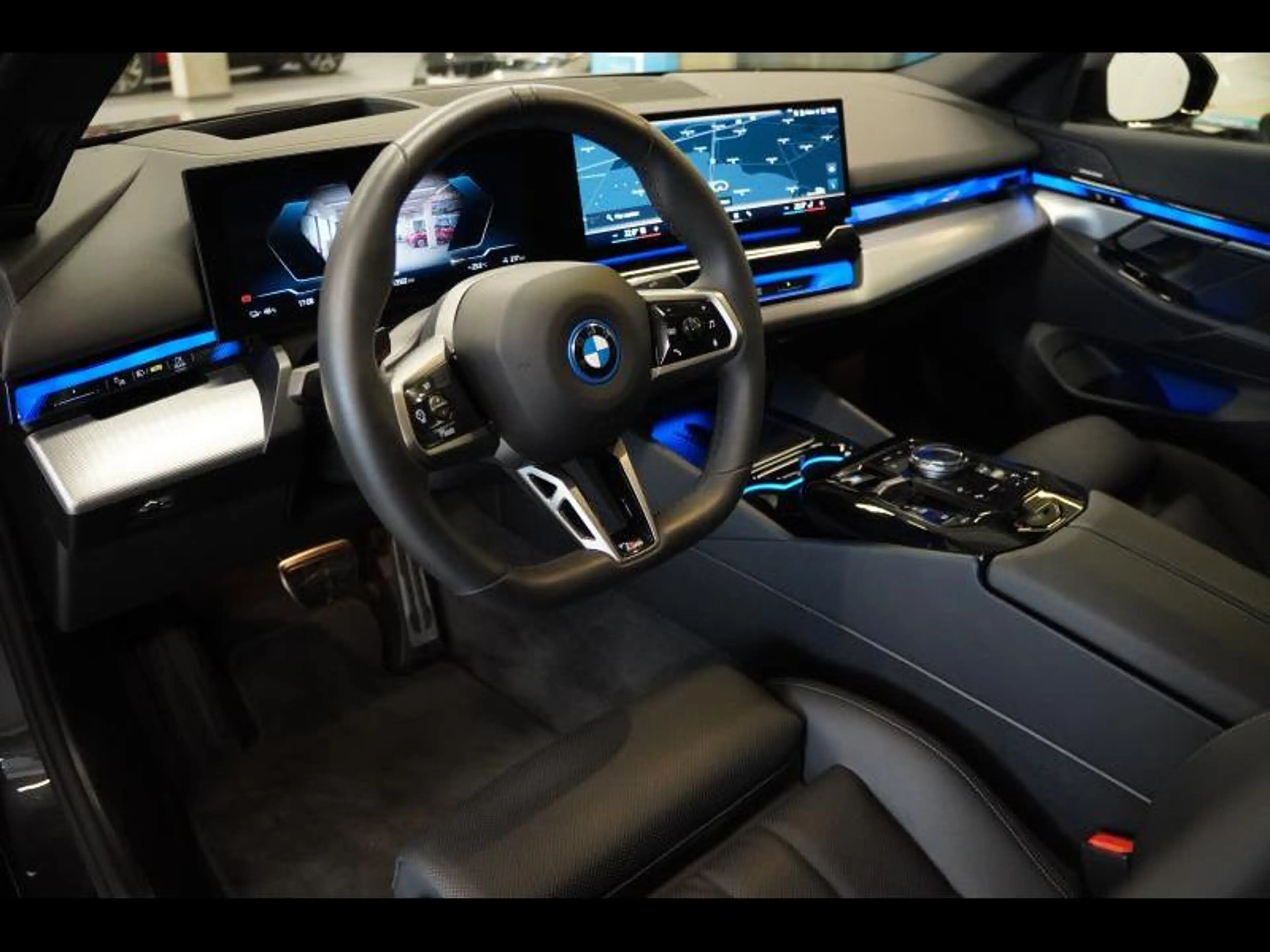 BMW i5 M PACK PRO HARMANKARDON TREKHAAK DRIV ASSIST ORO 3 — photo 6