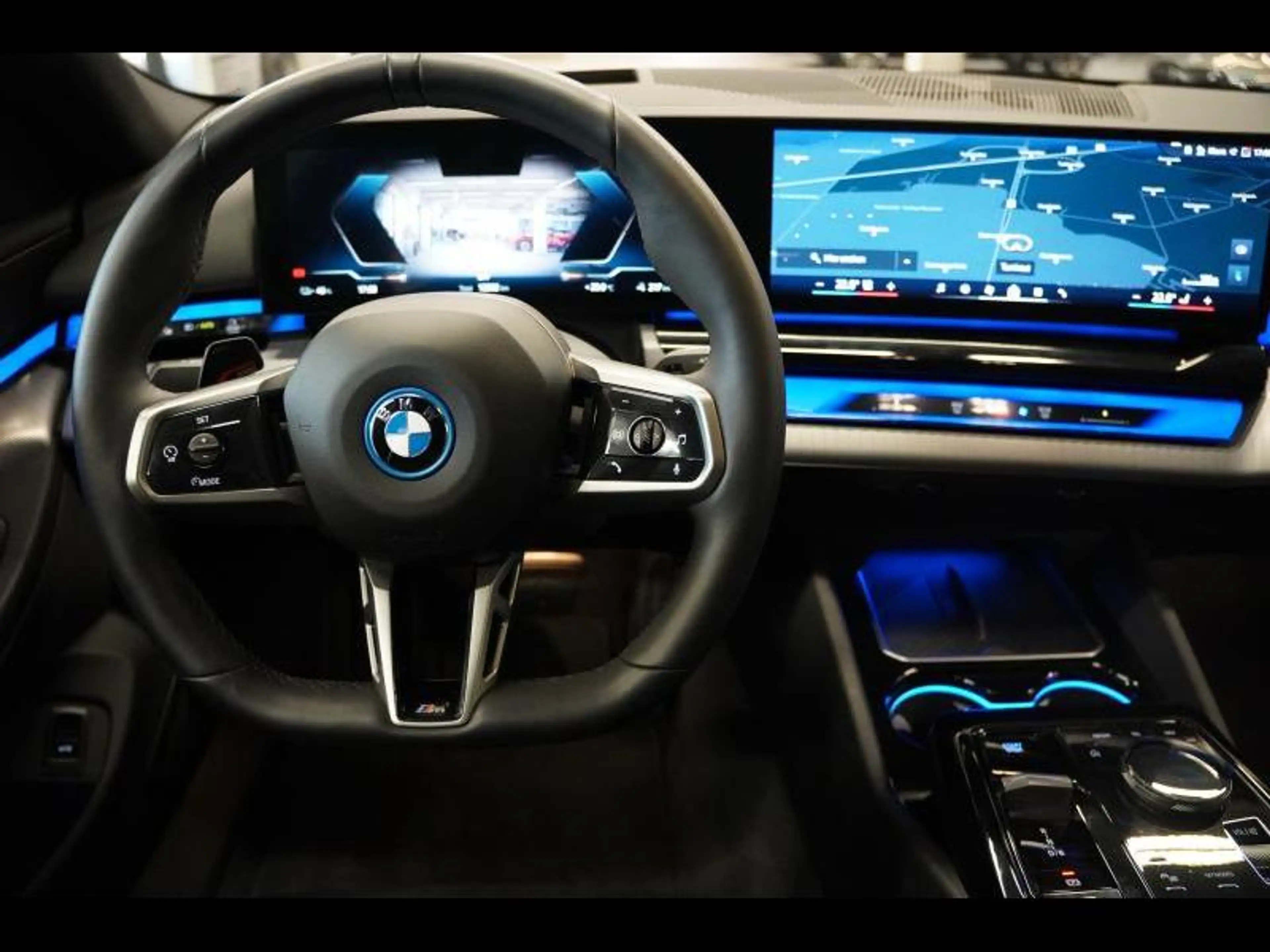 BMW i5 M PACK PRO HARMANKARDON TREKHAAK DRIV ASSIST ORO 3 — photo 12