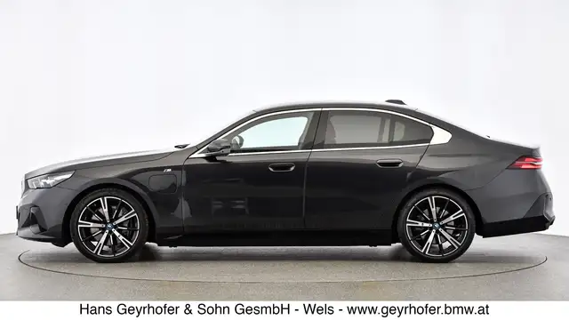 BMW 550 e xDrive *M-Paket/AHKL/Sitzlüftung/Memorysitz/DA-Prof./360°* Ansicht 4