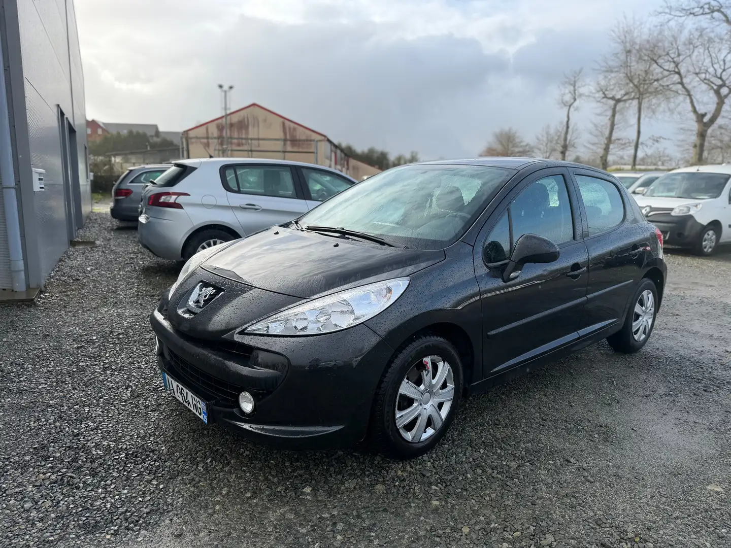 Peugeot 207 207 1.4 HDi 70ch Premium Noir - 2