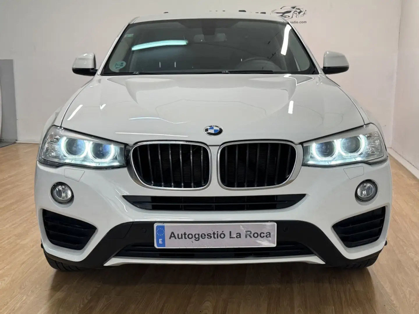 BMW X4 xDrive 20dA Blanc - 2