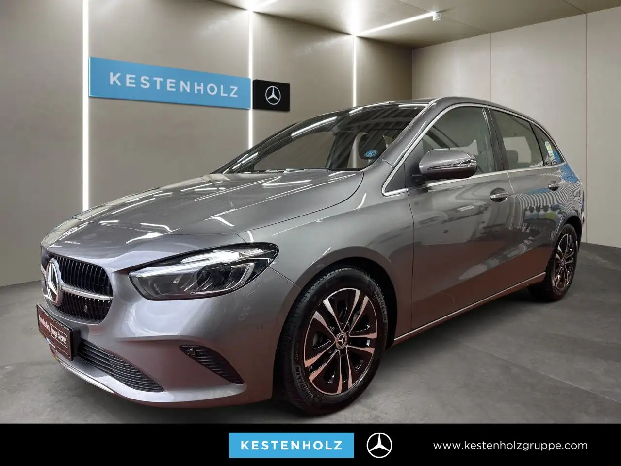 Mercedes-Benz B 200