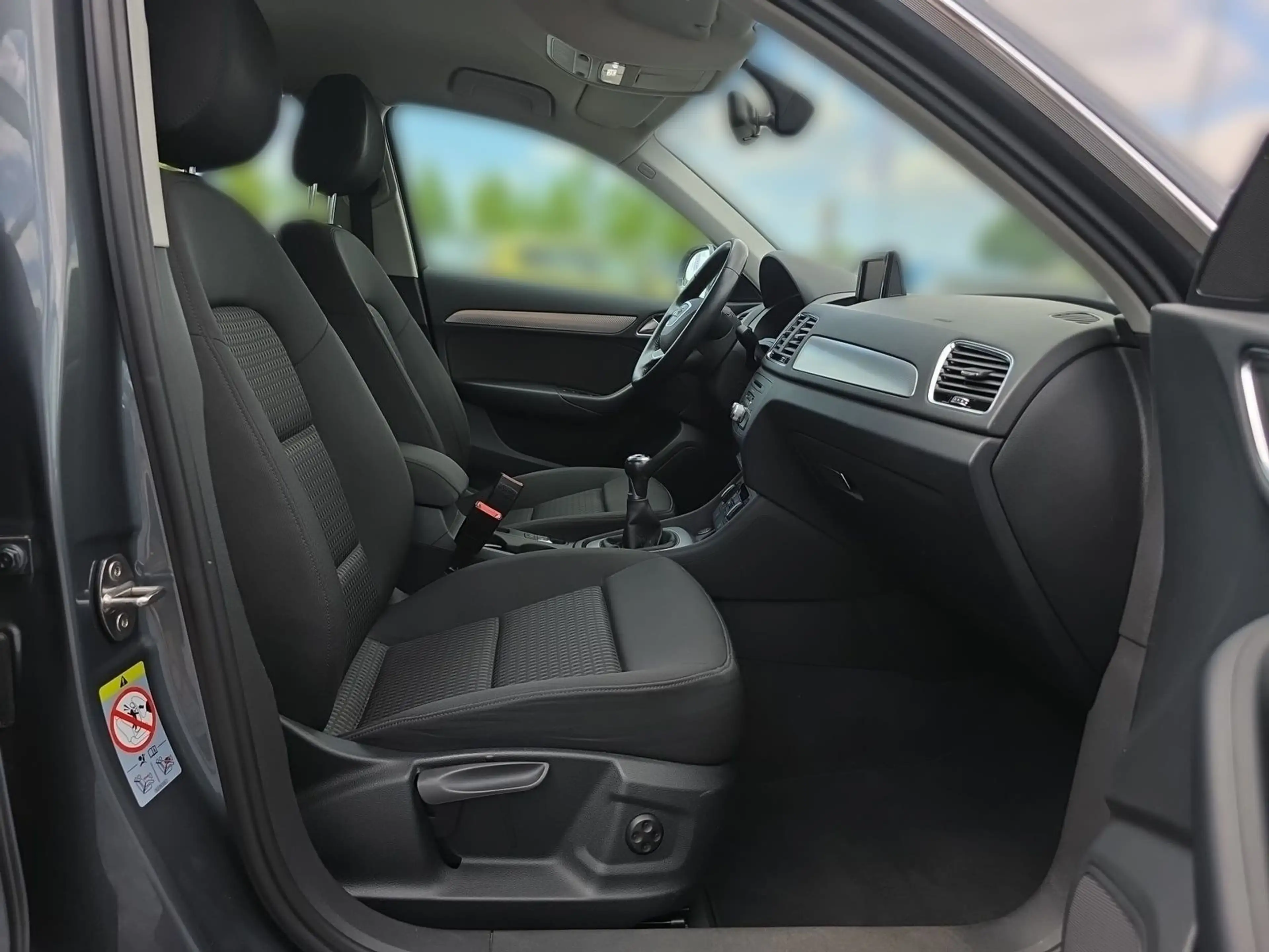 Audi Q3 1.4 TFSI design Sitzheizung Tempomat — photo 15