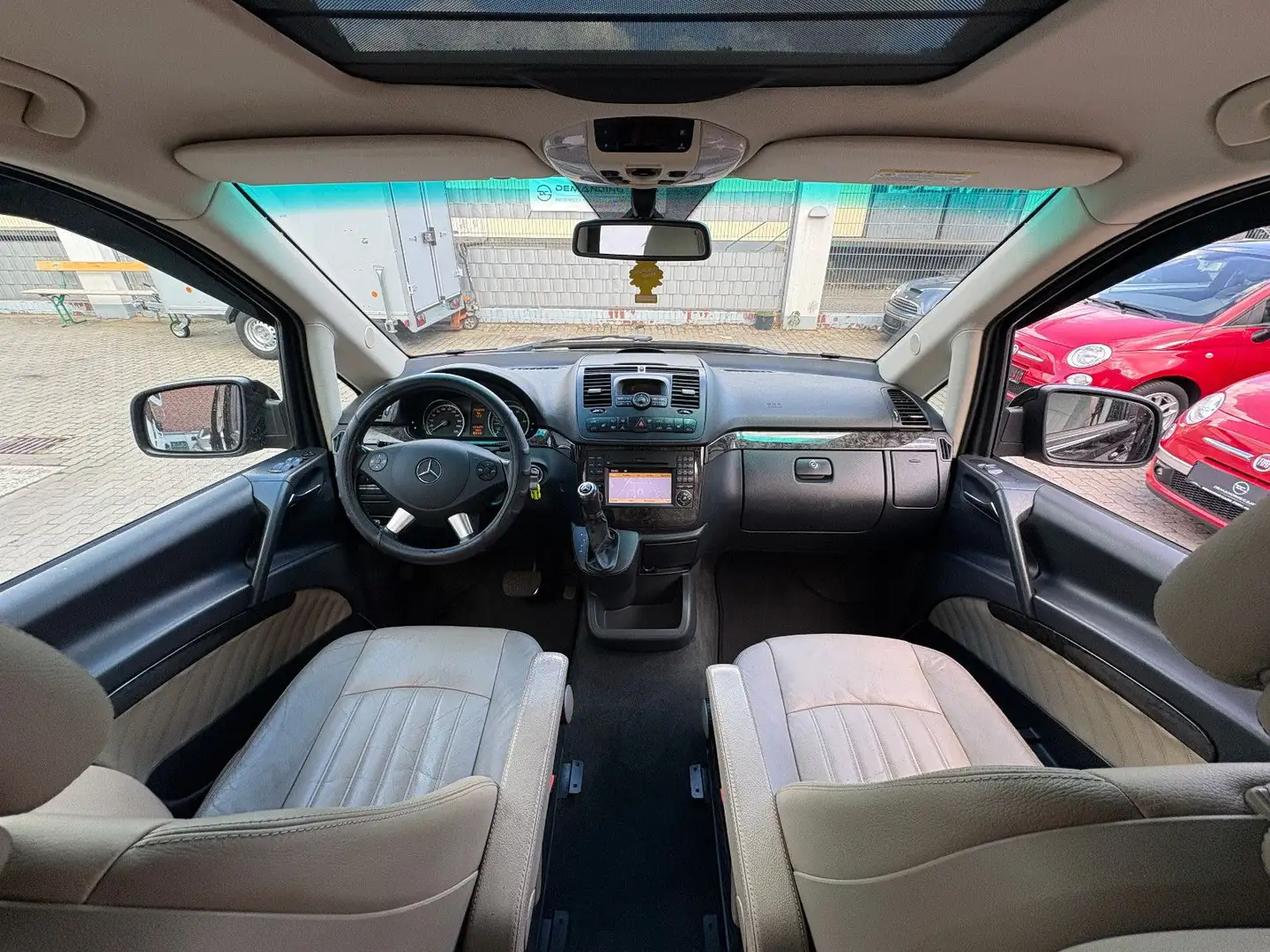 Mercedes-Benz Viano 3.0 CDI AMBIENTE EDITION TV Kamera el.Türe Schwarz - 2
