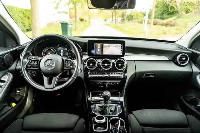 Mercedes-Benz C-Class view 14