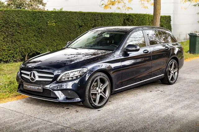 Mercedes-Benz C-Class view 9