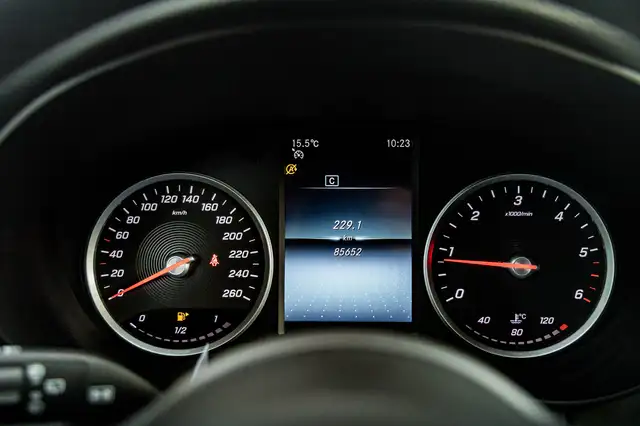 Mercedes-Benz C-Class view 13