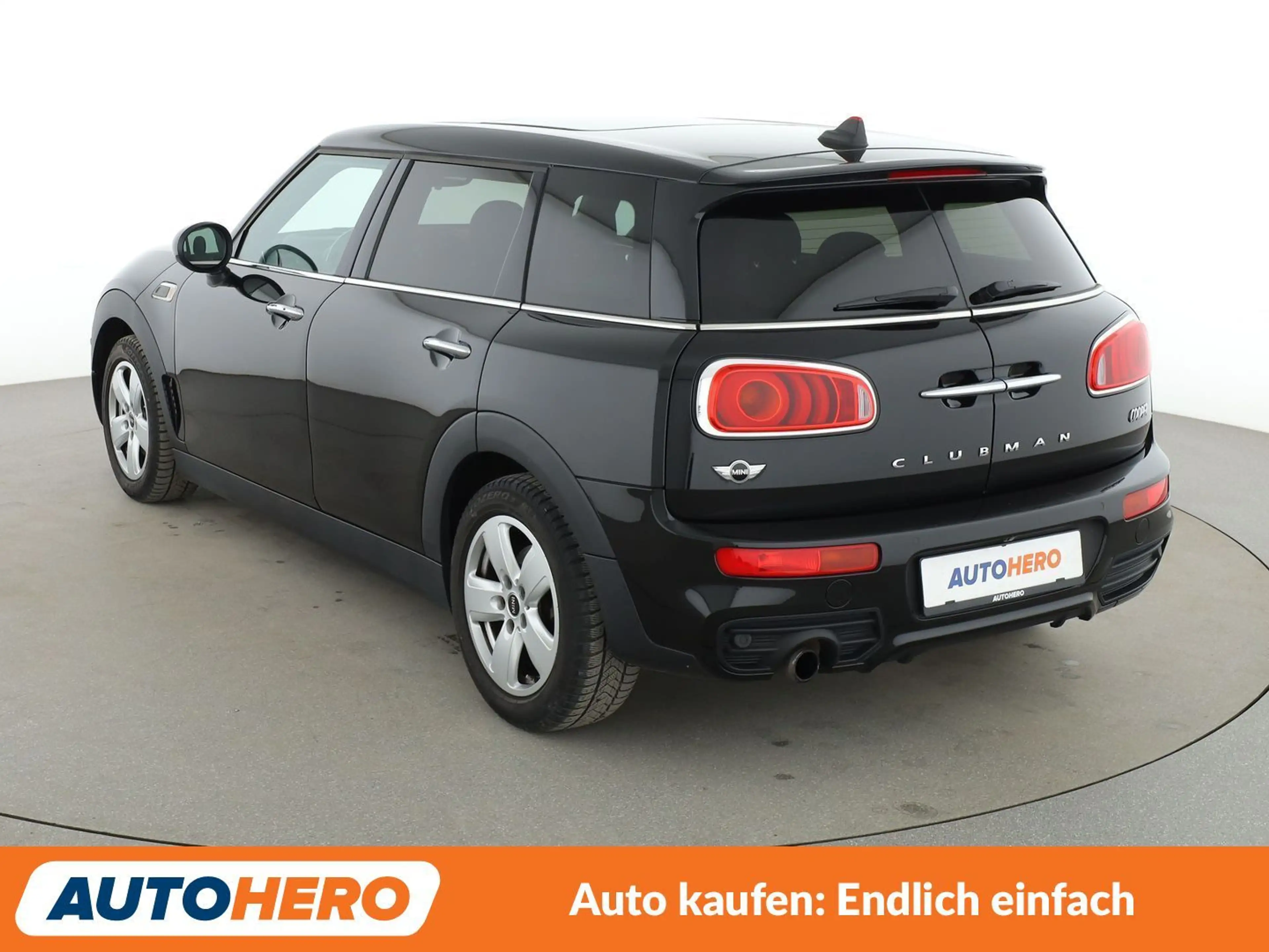 MINI Cooper Clubman Cooper Aut.*NAVI*PDC*SHZ*TEMPO*KLIMA*PANO* — photo 4