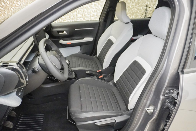 Citroen C3 Turbo 100PS Manuell MAX mit Winterpaket — photo 10