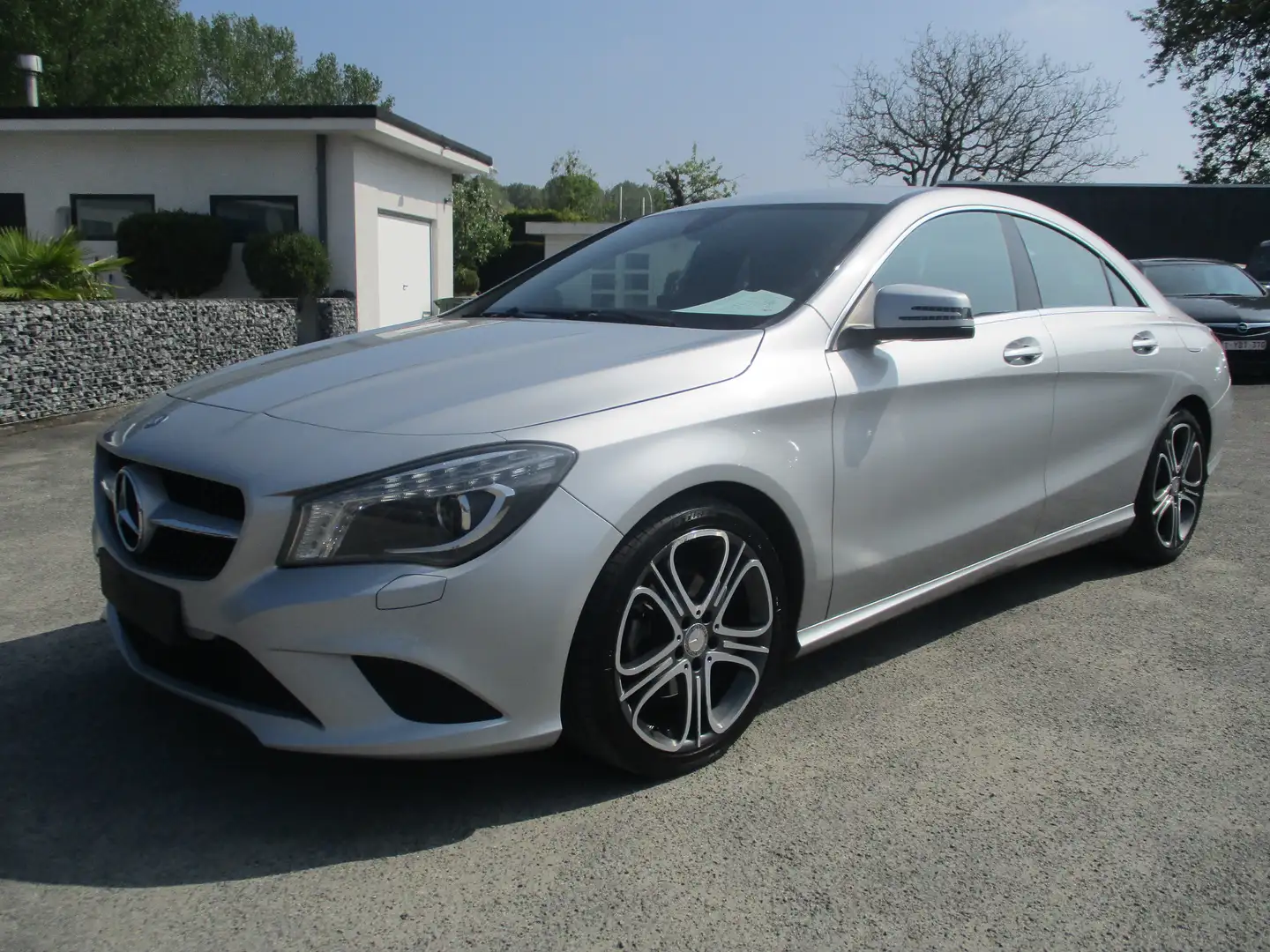 Mercedes-Benz CLA 180 Navi/Auto Airco/Camera/Garantie/Gekeurd srebrna - 1