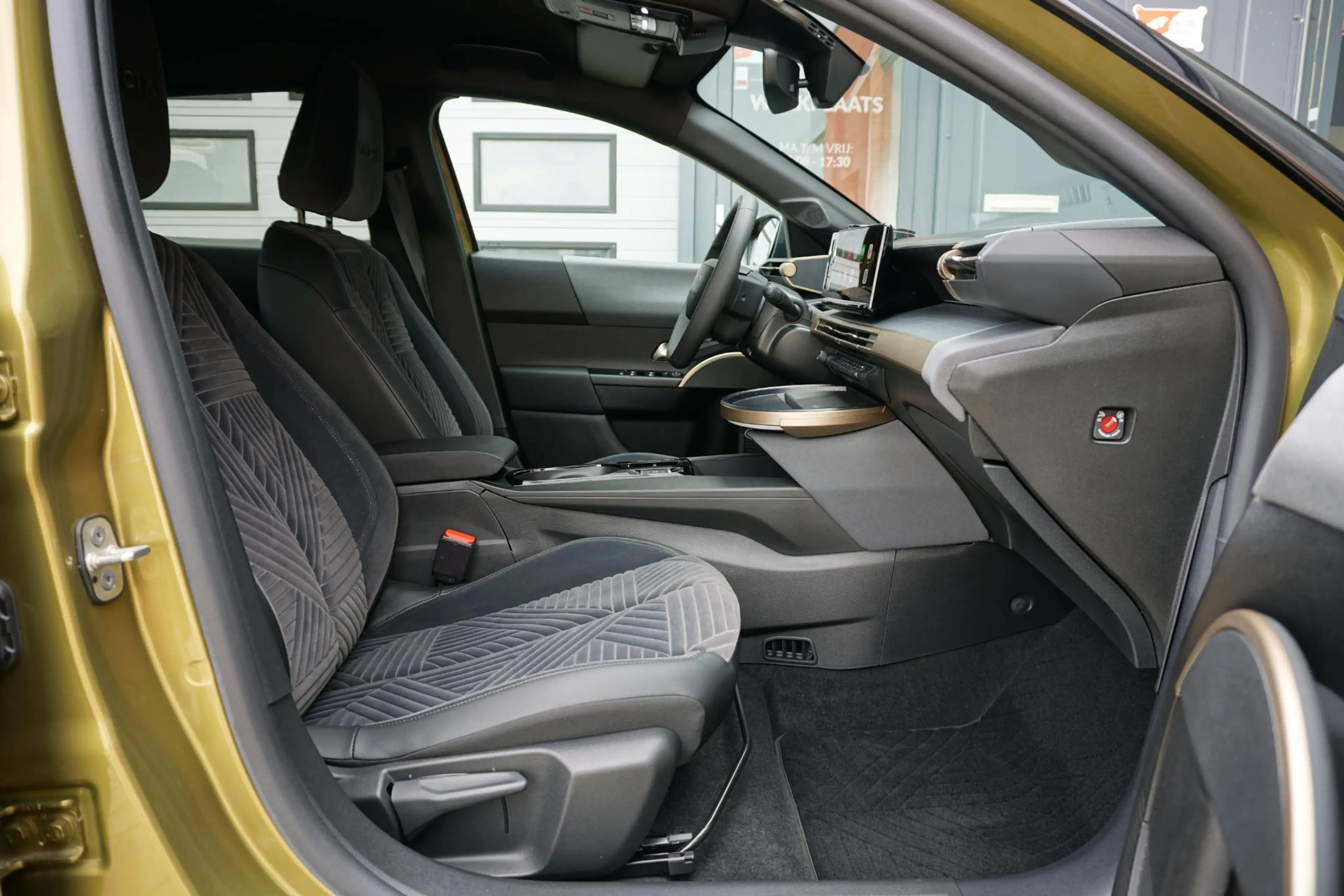 Lancia Ypsilon Edizione Limitata 51 kWh + 360° CAMERA / DODEHOEK — photo 9