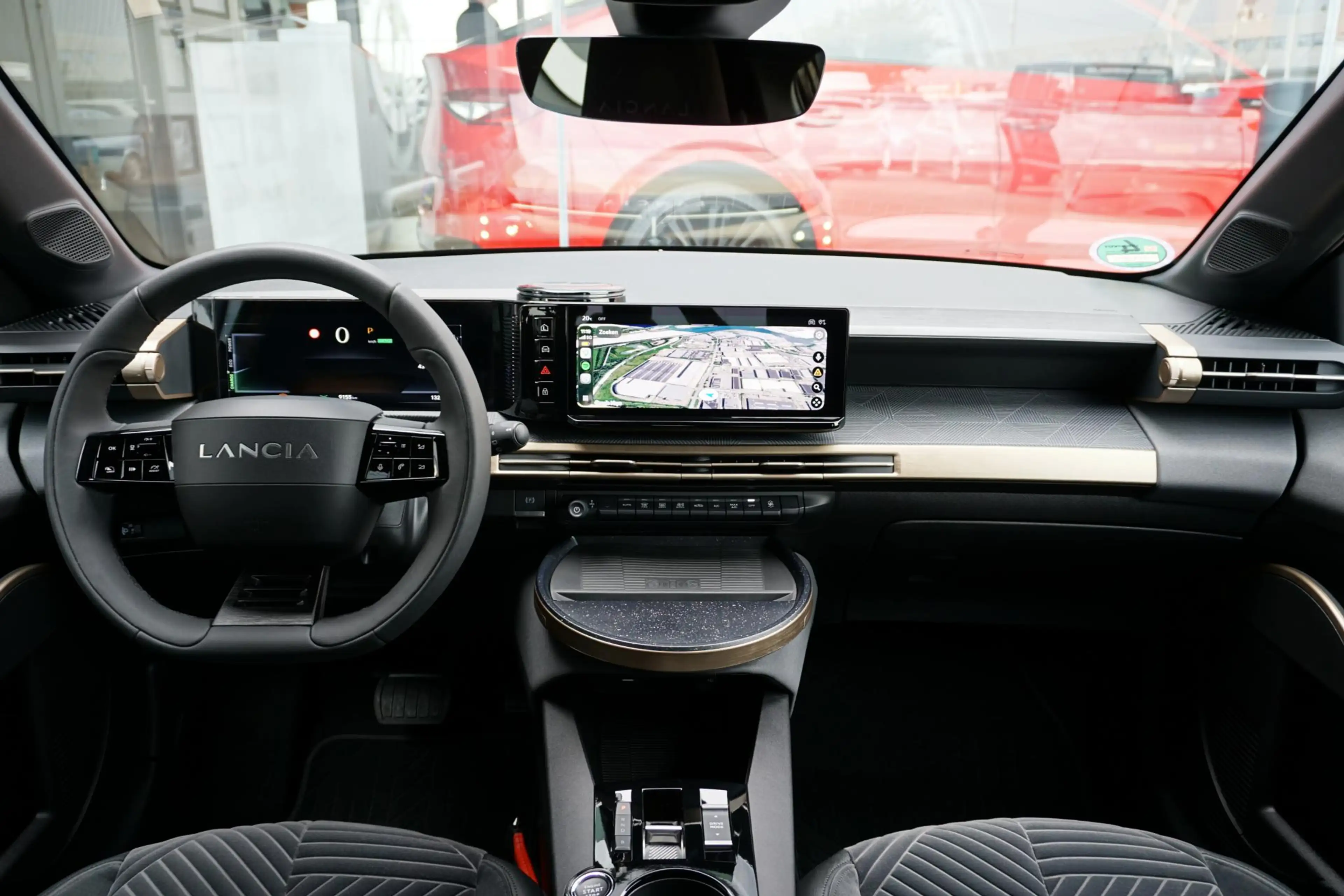 Lancia Ypsilon Edizione Limitata 51 kWh + 360° CAMERA / DODEHOEK — photo 4