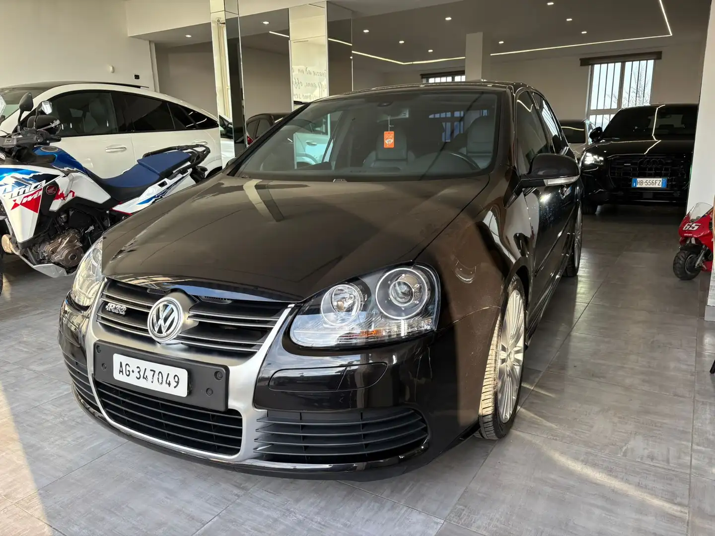 Volkswagen Golf 5p R32 3.2 VR6 4motion dsg Schwarz - 2