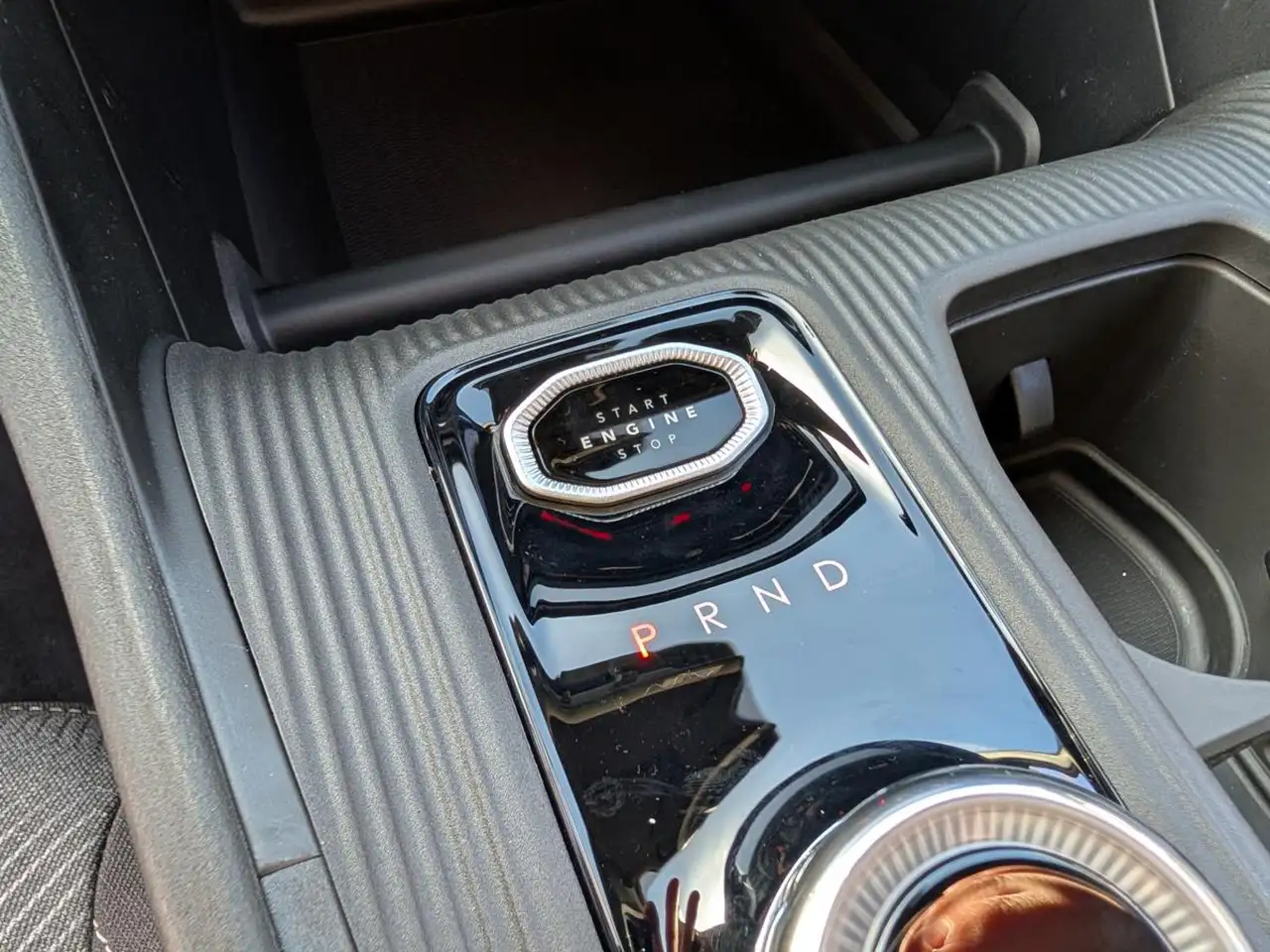Jeep Cherokee снимка Jeep Cherokee