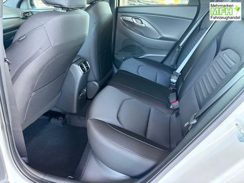 Hyundai i30 Kombi - PD GO Plus 1.0 TGDI Comfort Plus/ ACC /... — photo 6