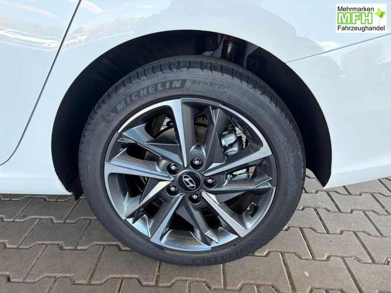Hyundai i30 Kombi - PD GO Plus 1.0 TGDI Comfort Plus/ ACC /... — photo 10