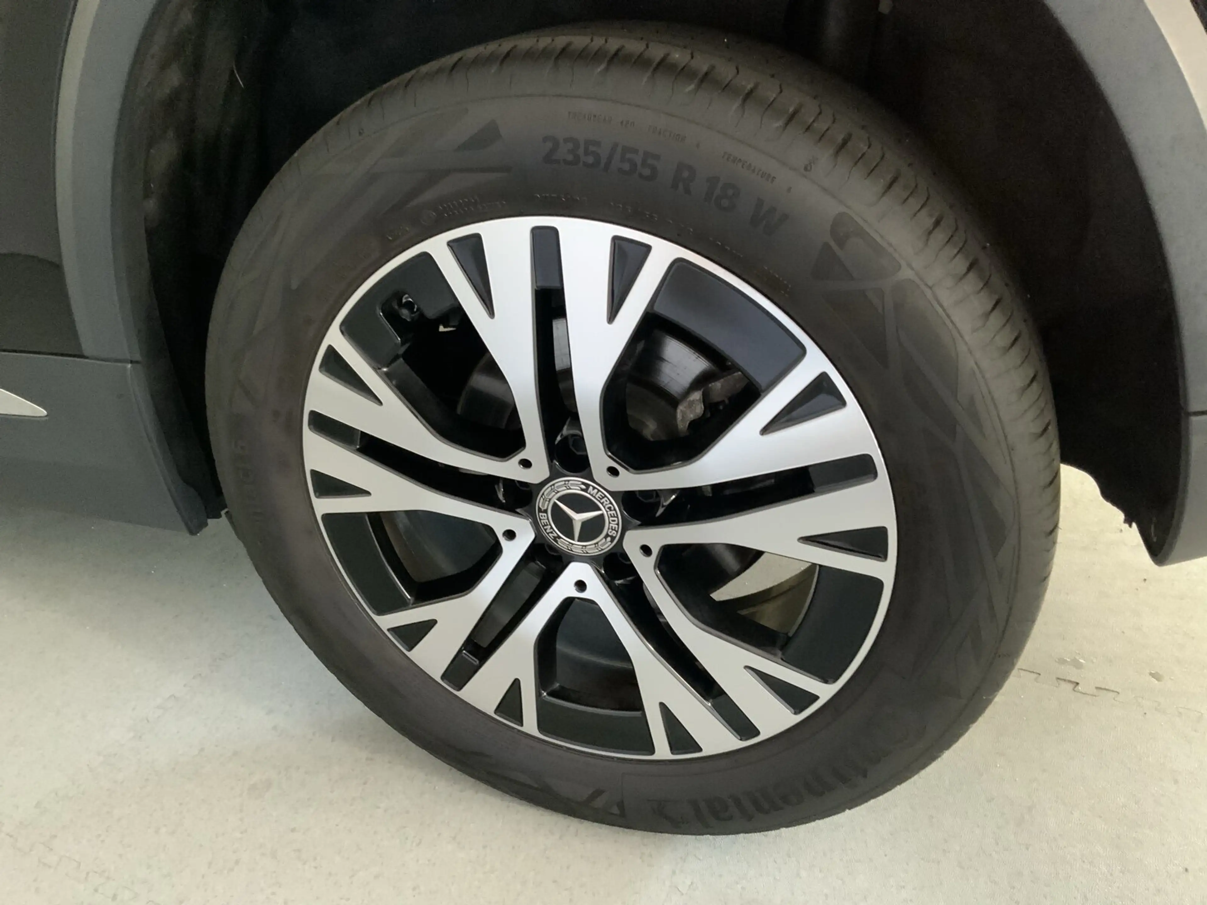 Mercedes-Benz GLA 200 GLA 200 Progressive Rückfahrkamera Winter-Paket — photo 8