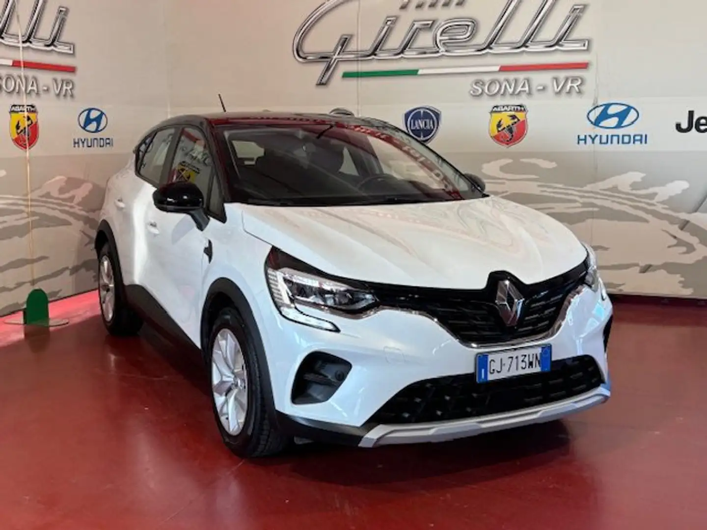Renault Captur Captur Full Hybrid E-Tech 145 CV Bianco - 1