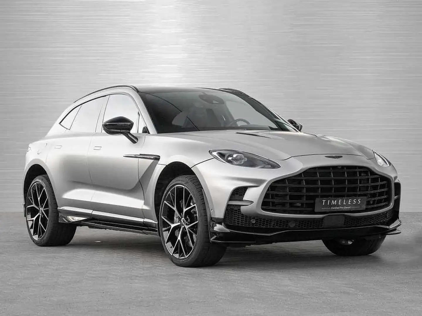 Aston Martin DBX 707 V8 4x4 Silber - 1