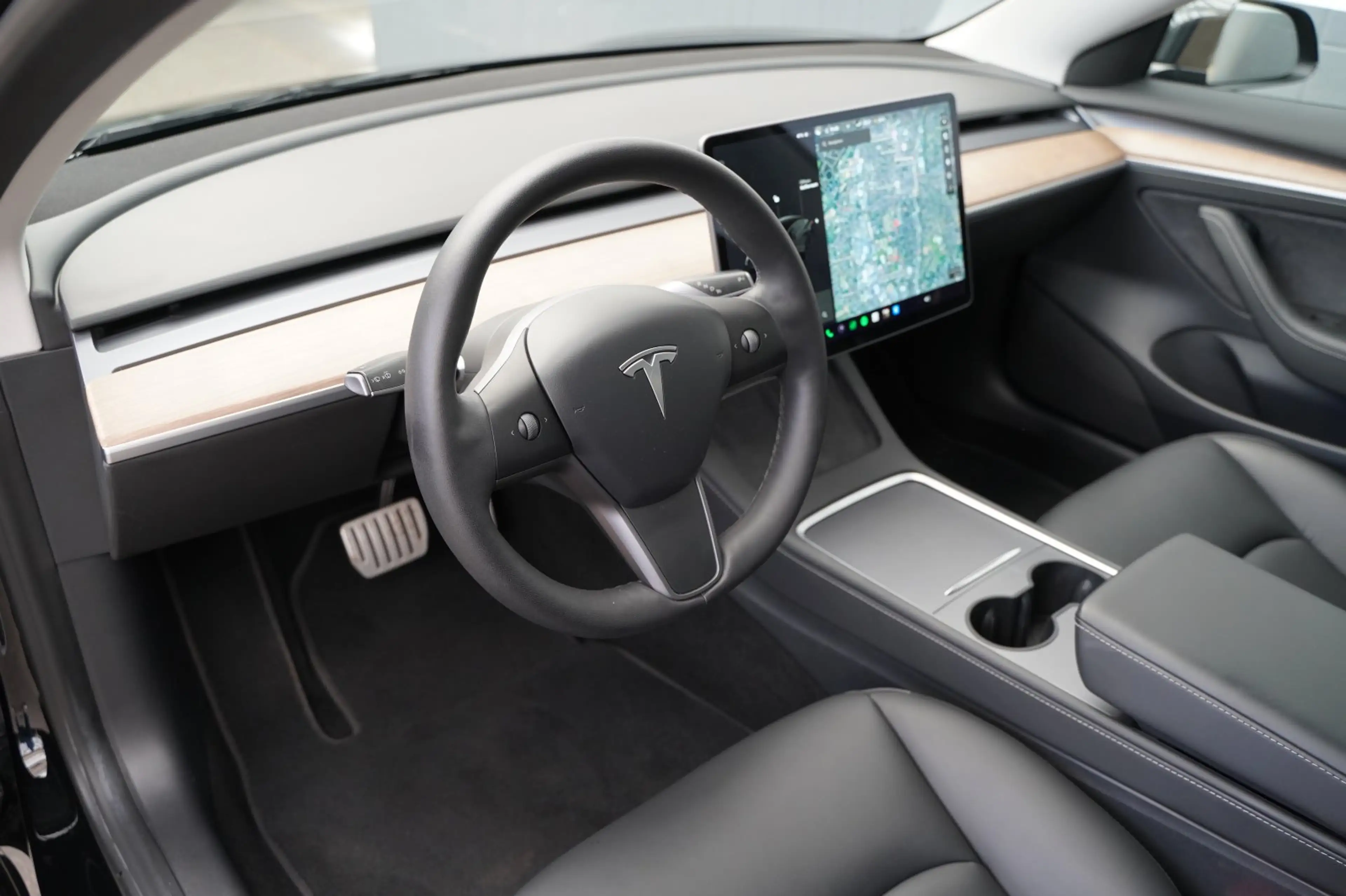 Tesla Model 3 Performance *1.Hand*unfallfrei — photo 11